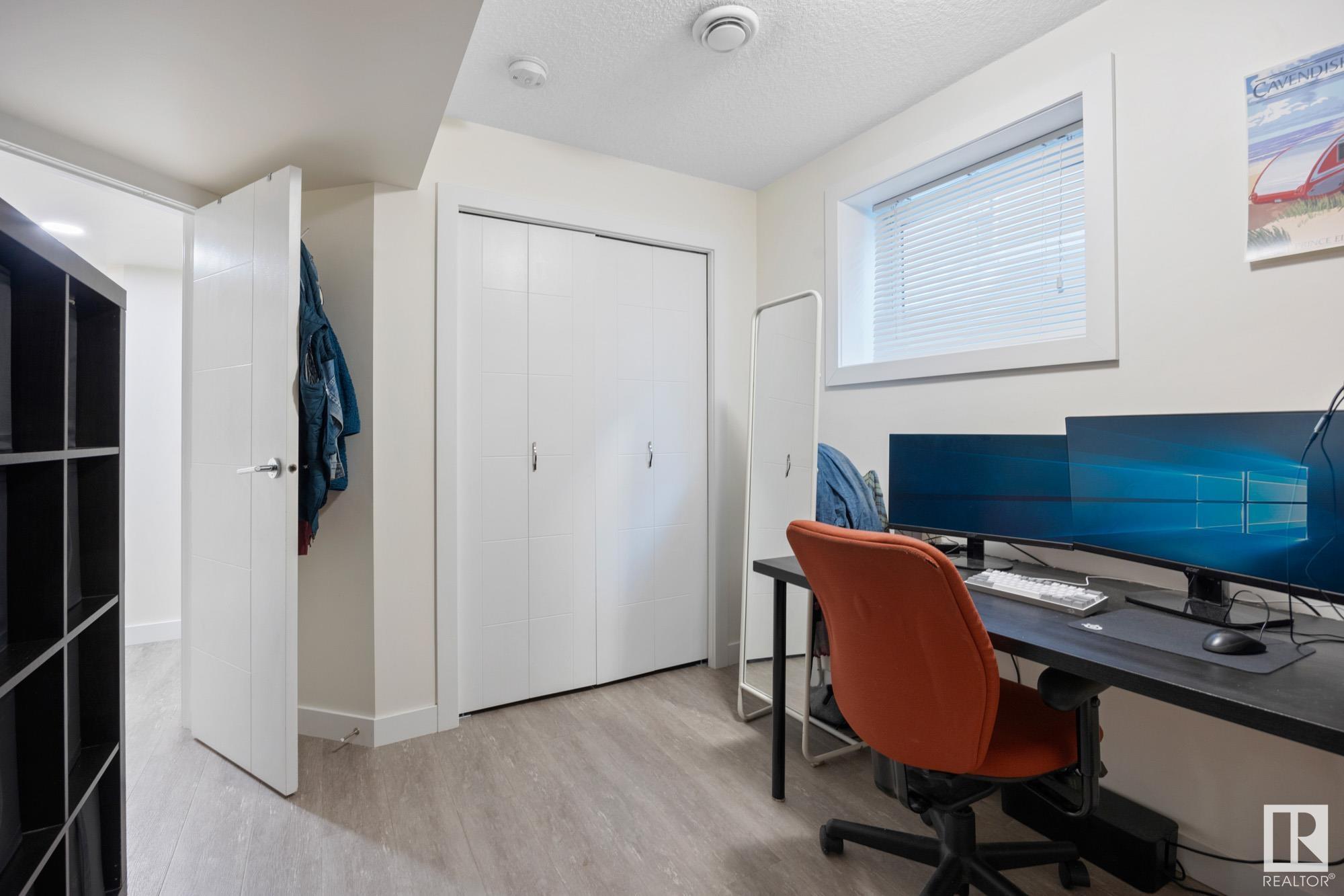      9863 73 AV NW , Edmonton,  ,T6E 1B7 ;  Listing Number: MLS E4415965