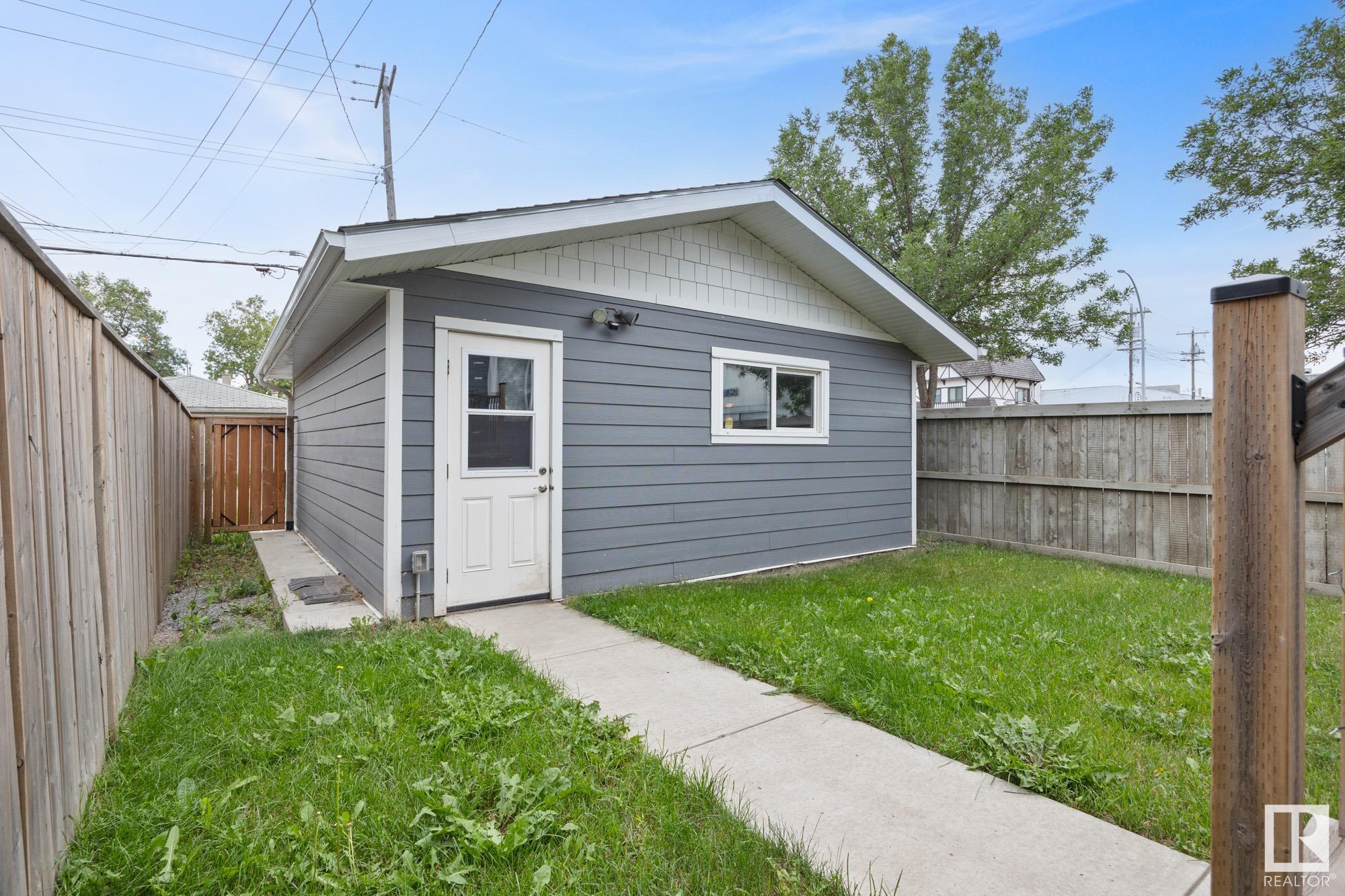      9863 73 AV NW , Edmonton,  ,T6E 1B7 ;  Listing Number: MLS E4415965
