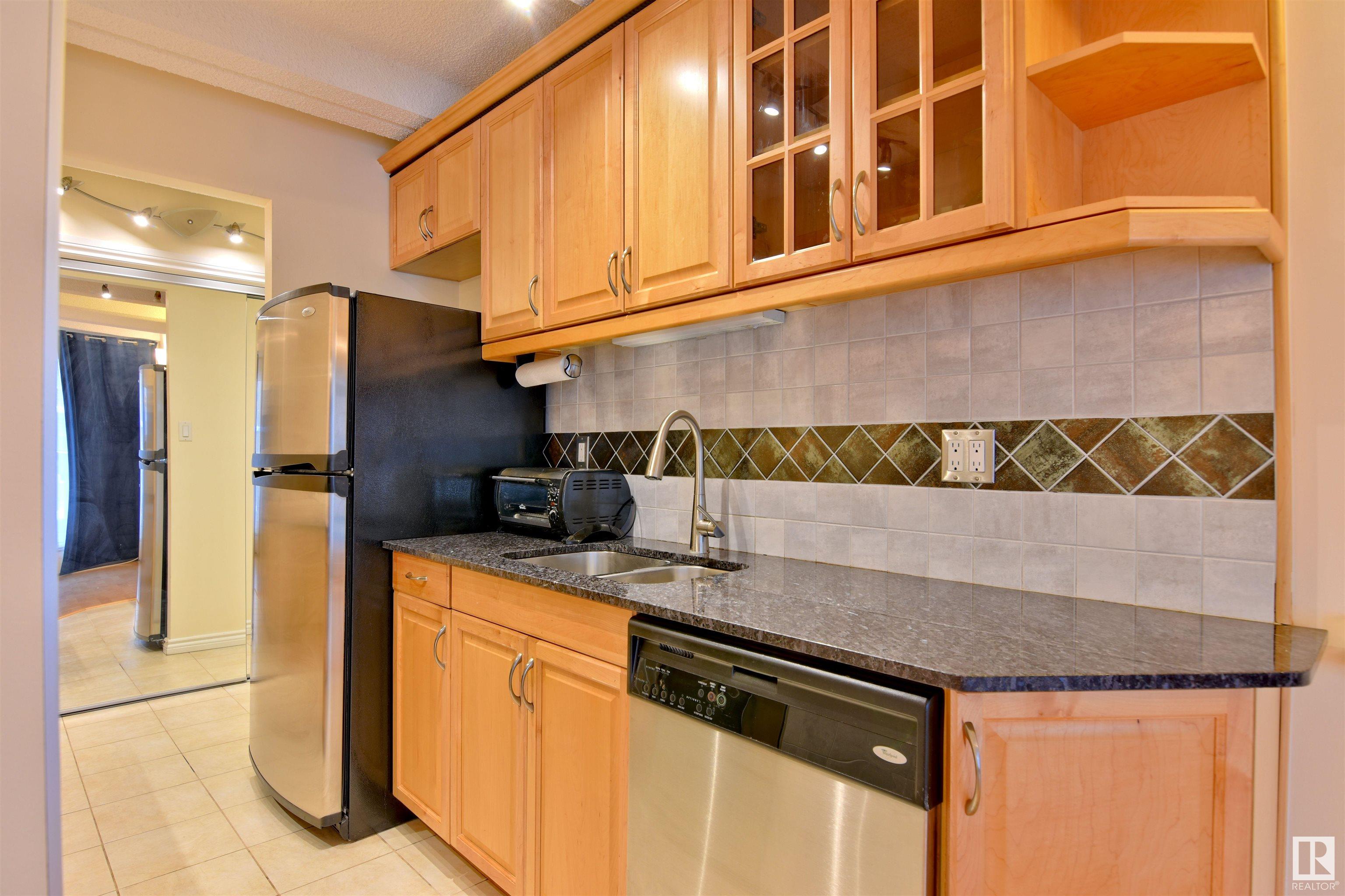      #603 9918 101 ST NW , Edmonton,  ,T5K 2L1 ;  Listing Number: MLS E4415971