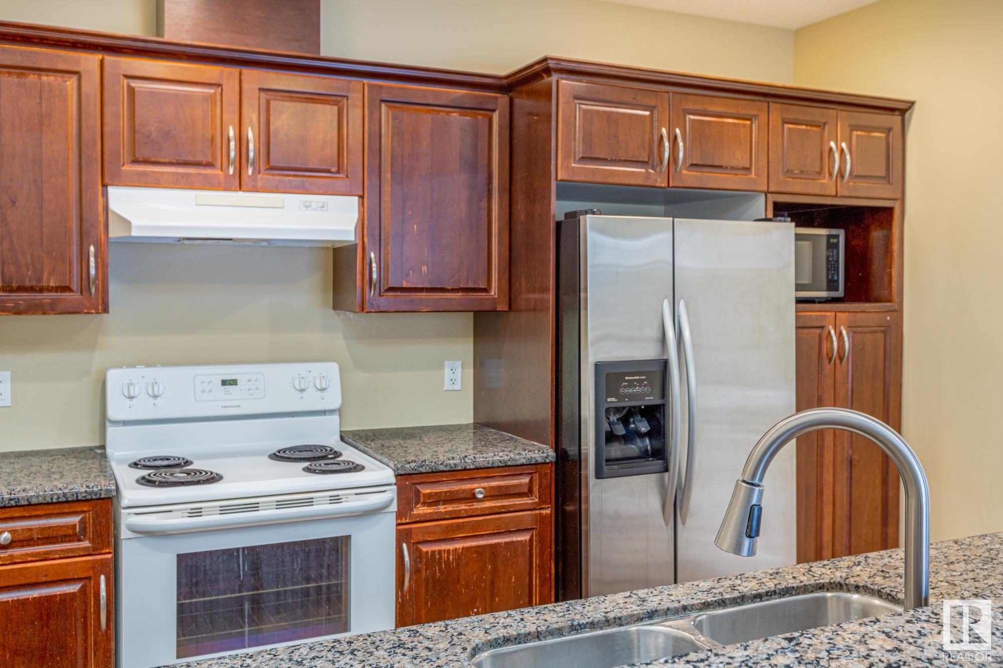      10903 81 AV NW , Edmonton,  ,T6G 0S1 ;  Listing Number: MLS E4415988