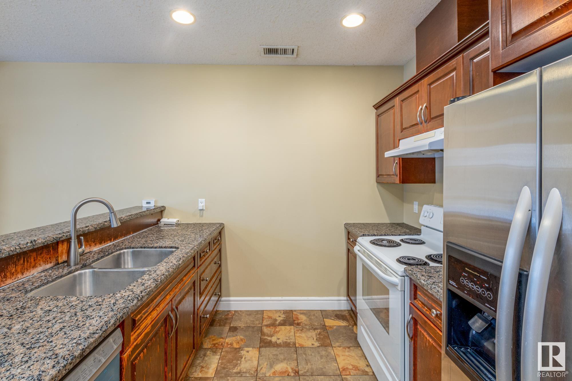      10903 81 AV NW , Edmonton,  ,T6G 0S1 ;  Listing Number: MLS E4415988