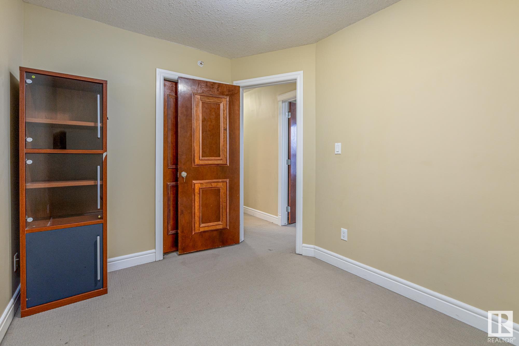      10903 81 AV NW , Edmonton,  ,T6G 0S1 ;  Listing Number: MLS E4415988