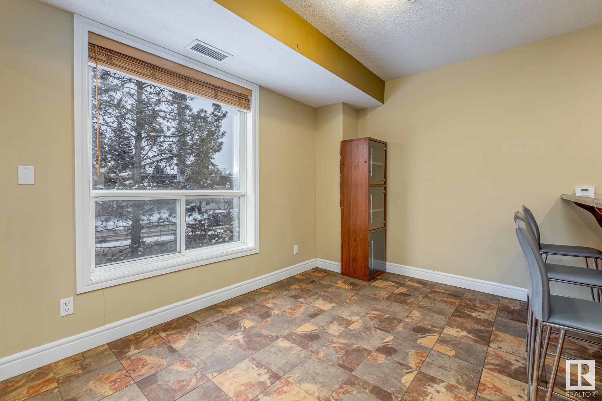      10903 81 AV NW , Edmonton,  ,T6G 0S1 ;  Listing Number: MLS E4415988