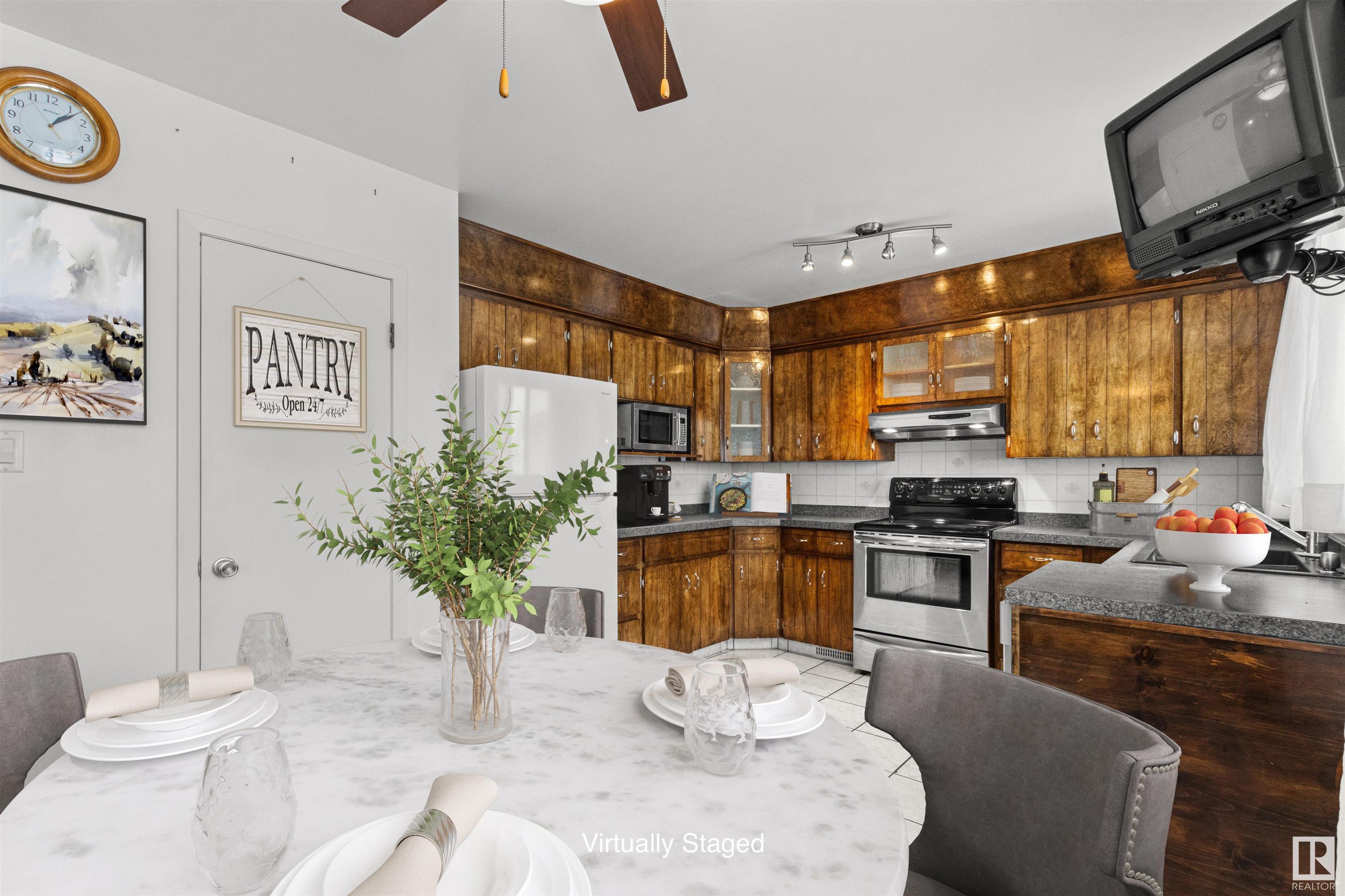      13515 93 ST NW , Edmonton,  ,T5E 3T7 ;  Listing Number: MLS E4415996