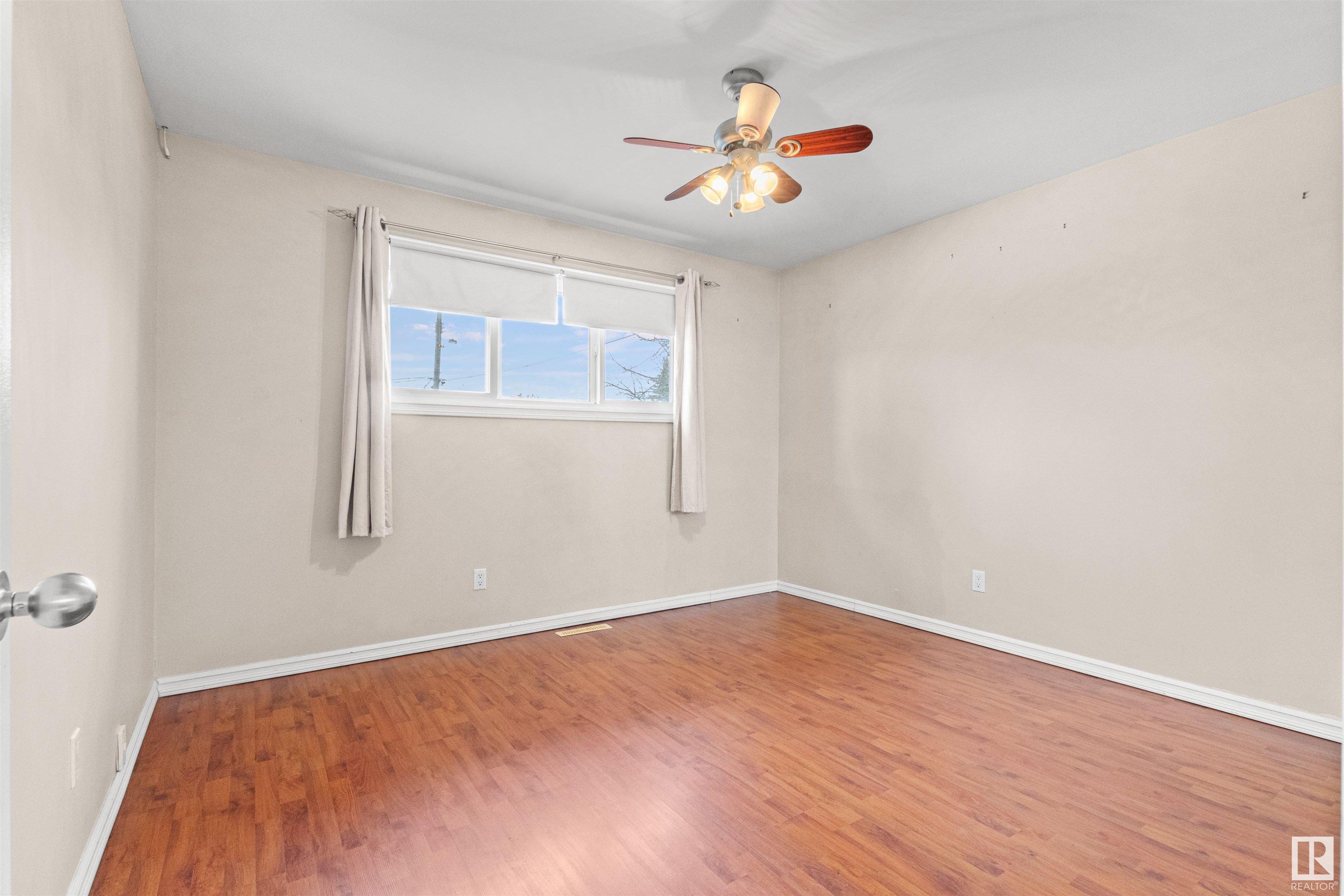      13515 93 ST NW , Edmonton,  ,T5E 3T7 ;  Listing Number: MLS E4415996