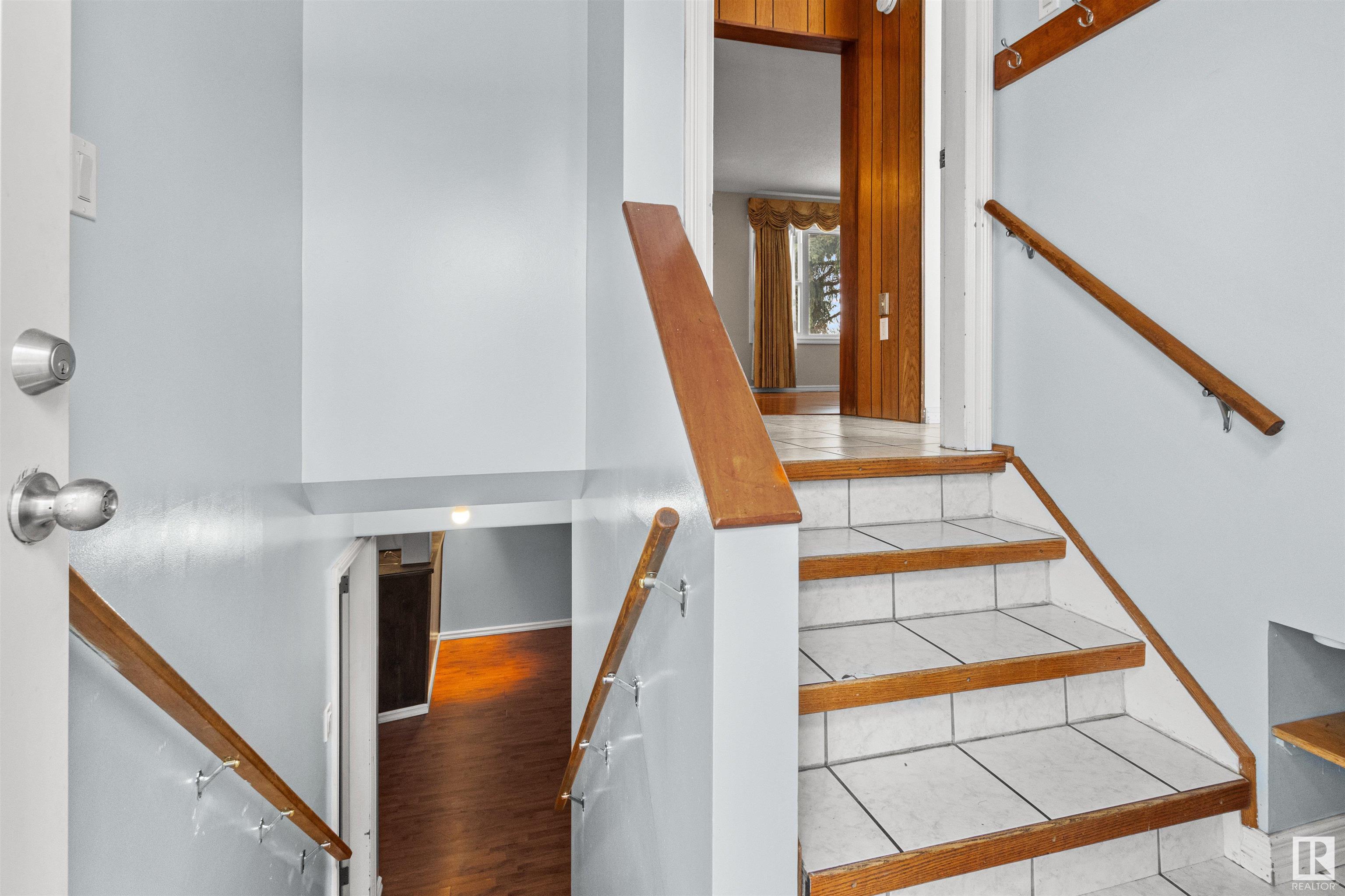      13515 93 ST NW , Edmonton,  ,T5E 3T7 ;  Listing Number: MLS E4415996