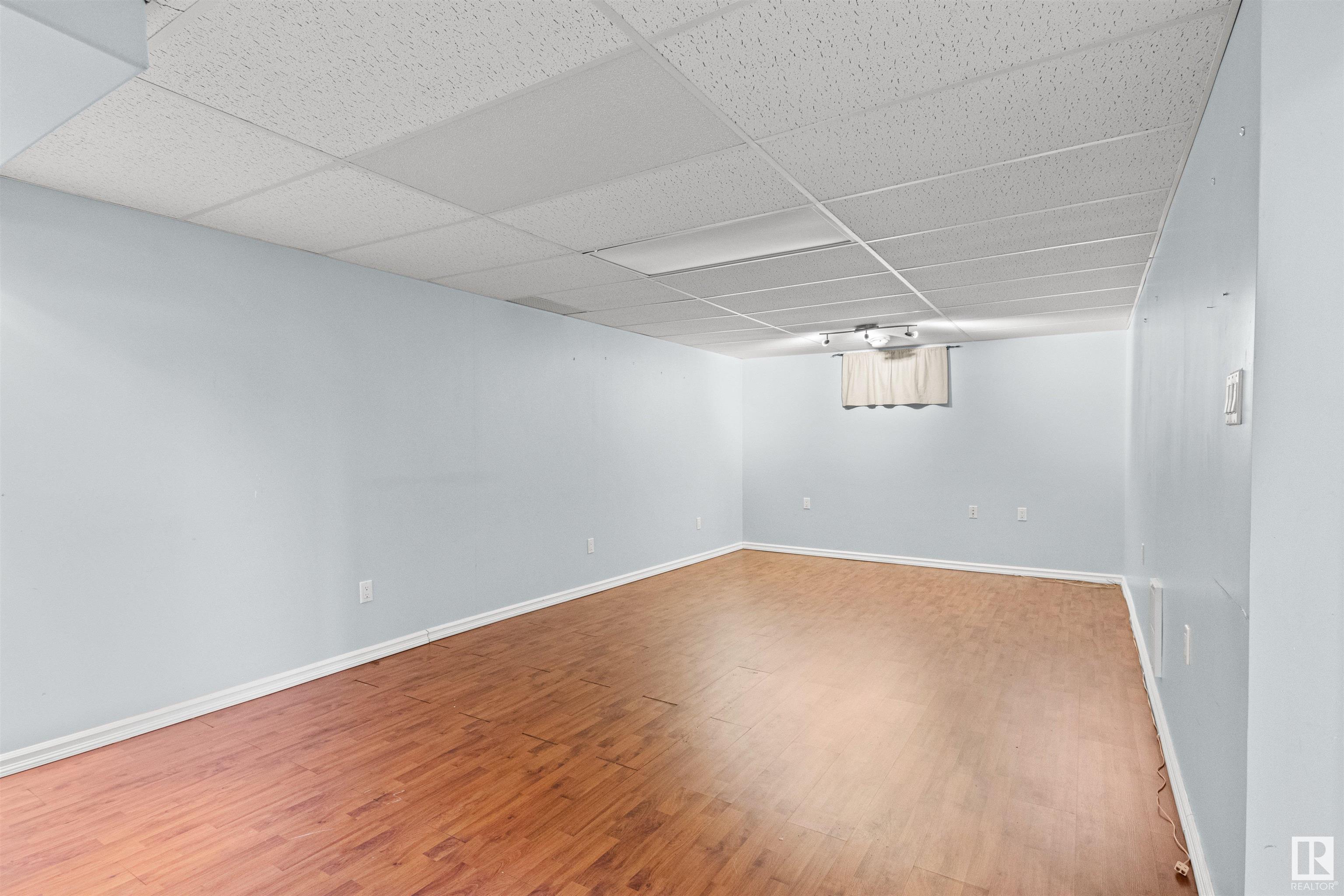      13515 93 ST NW , Edmonton,  ,T5E 3T7 ;  Listing Number: MLS E4415996