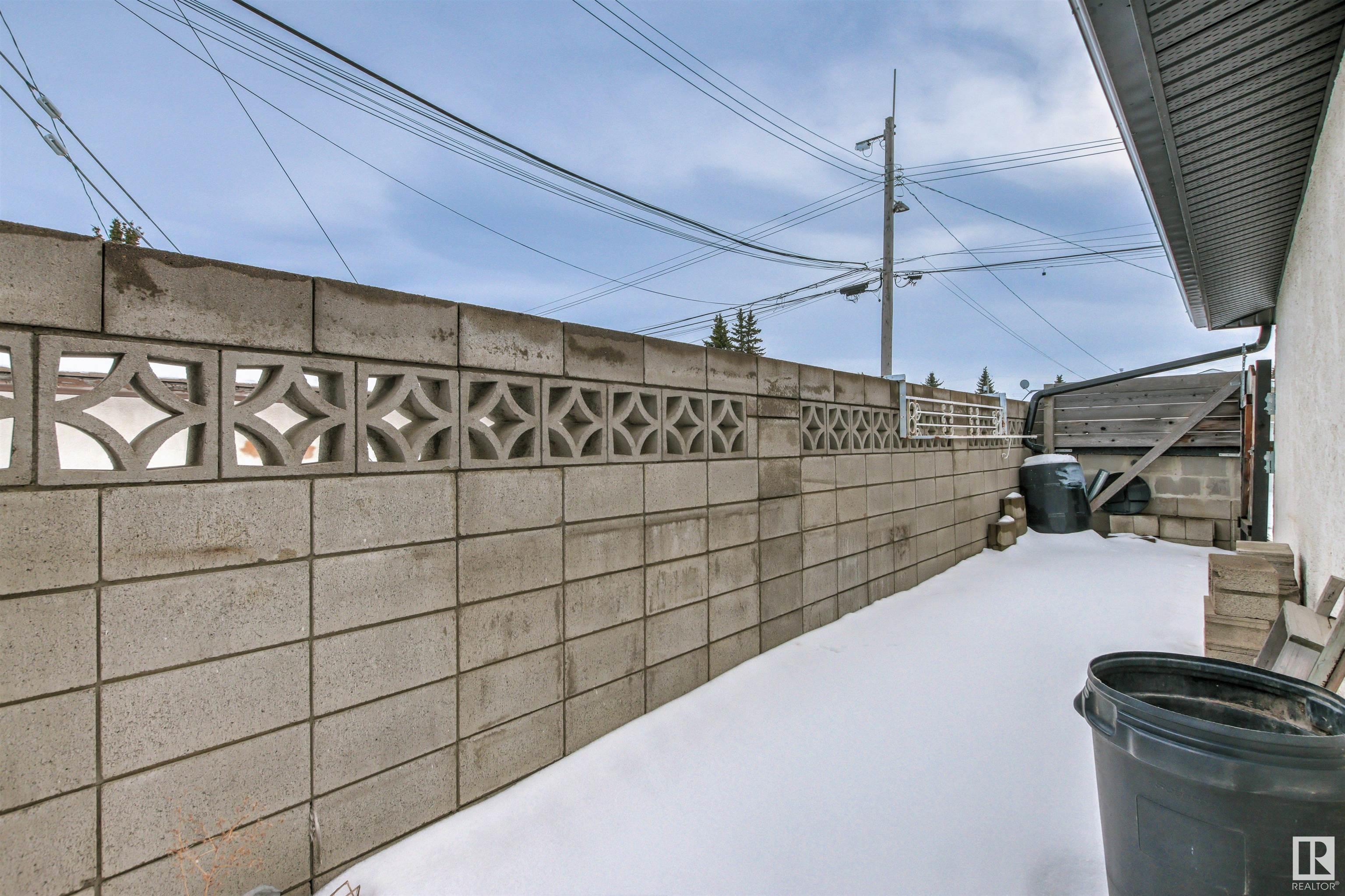      13515 93 ST NW , Edmonton,  ,T5E 3T7 ;  Listing Number: MLS E4415996