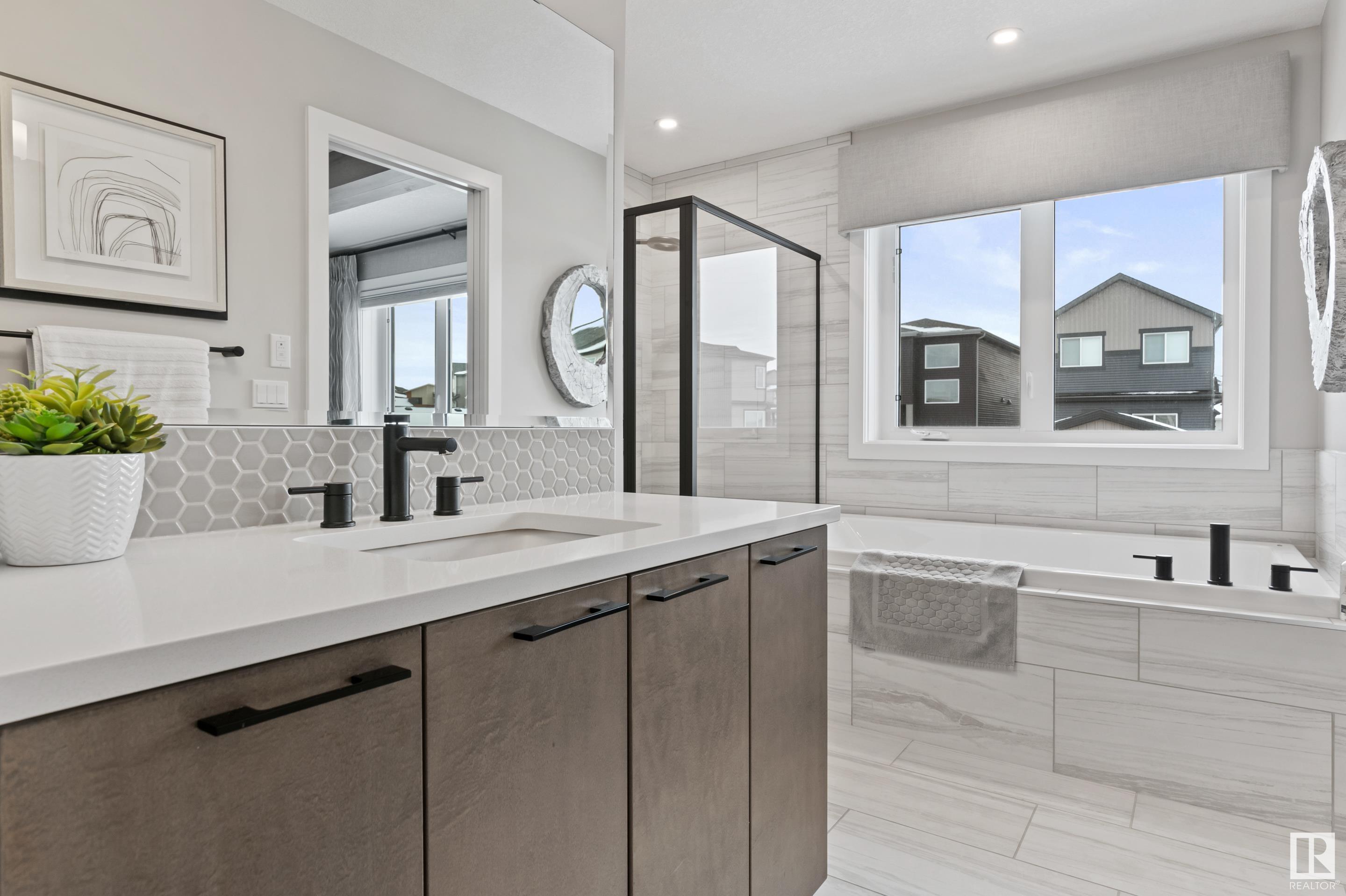      3937 3A AV SW , Edmonton,  ,T6X 3A3 ;  Listing Number: MLS E4416002