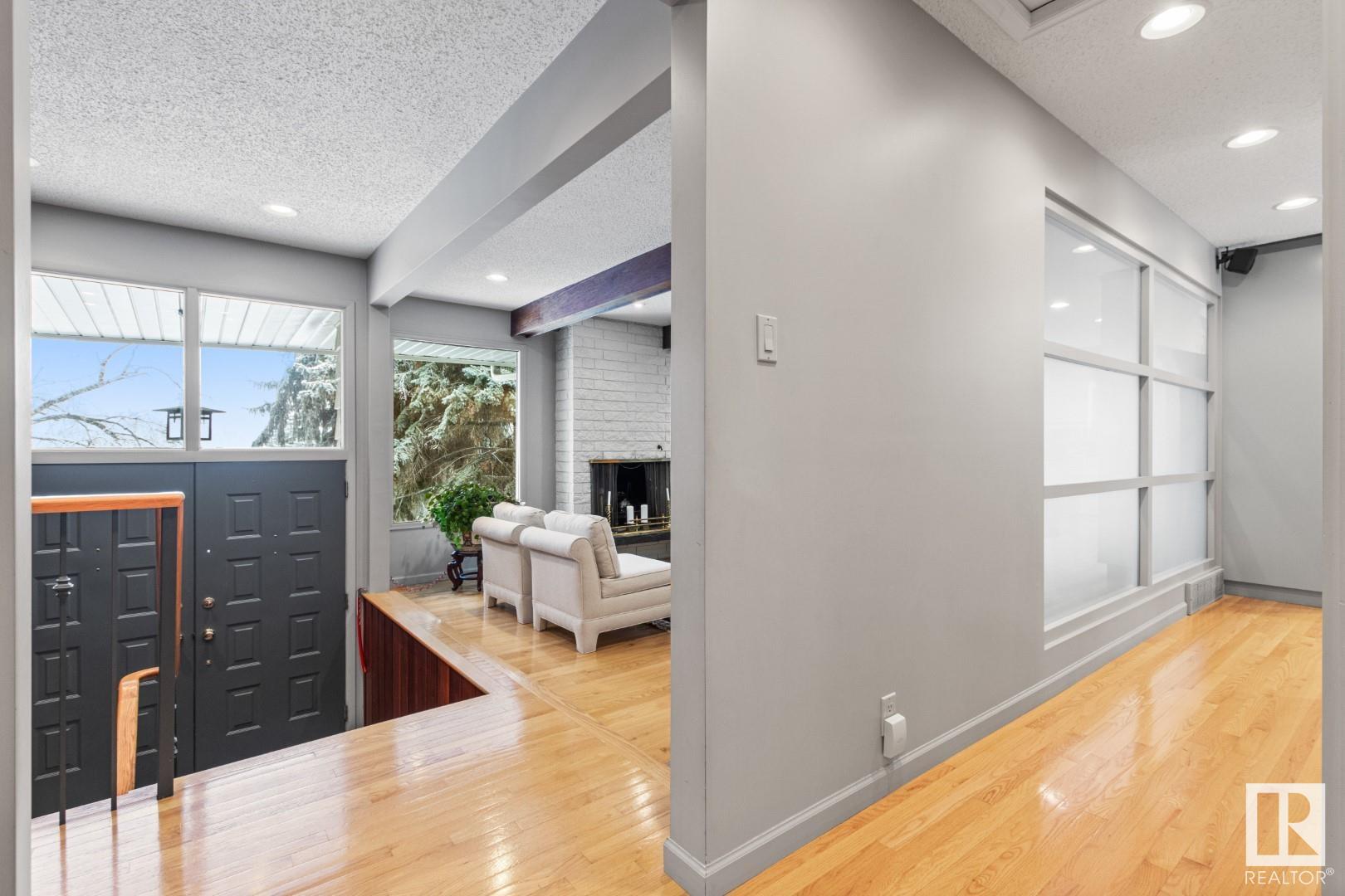      7814 BUENA VISTA RD NW , Edmonton,  ,T5R 5R4 ;  Listing Number: MLS E4416005