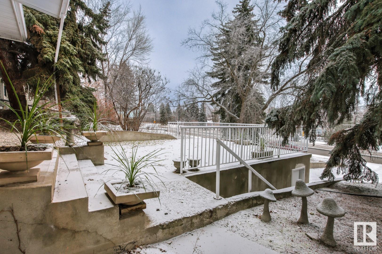      7814 BUENA VISTA RD NW , Edmonton,  ,T5R 5R4 ;  Listing Number: MLS E4416005