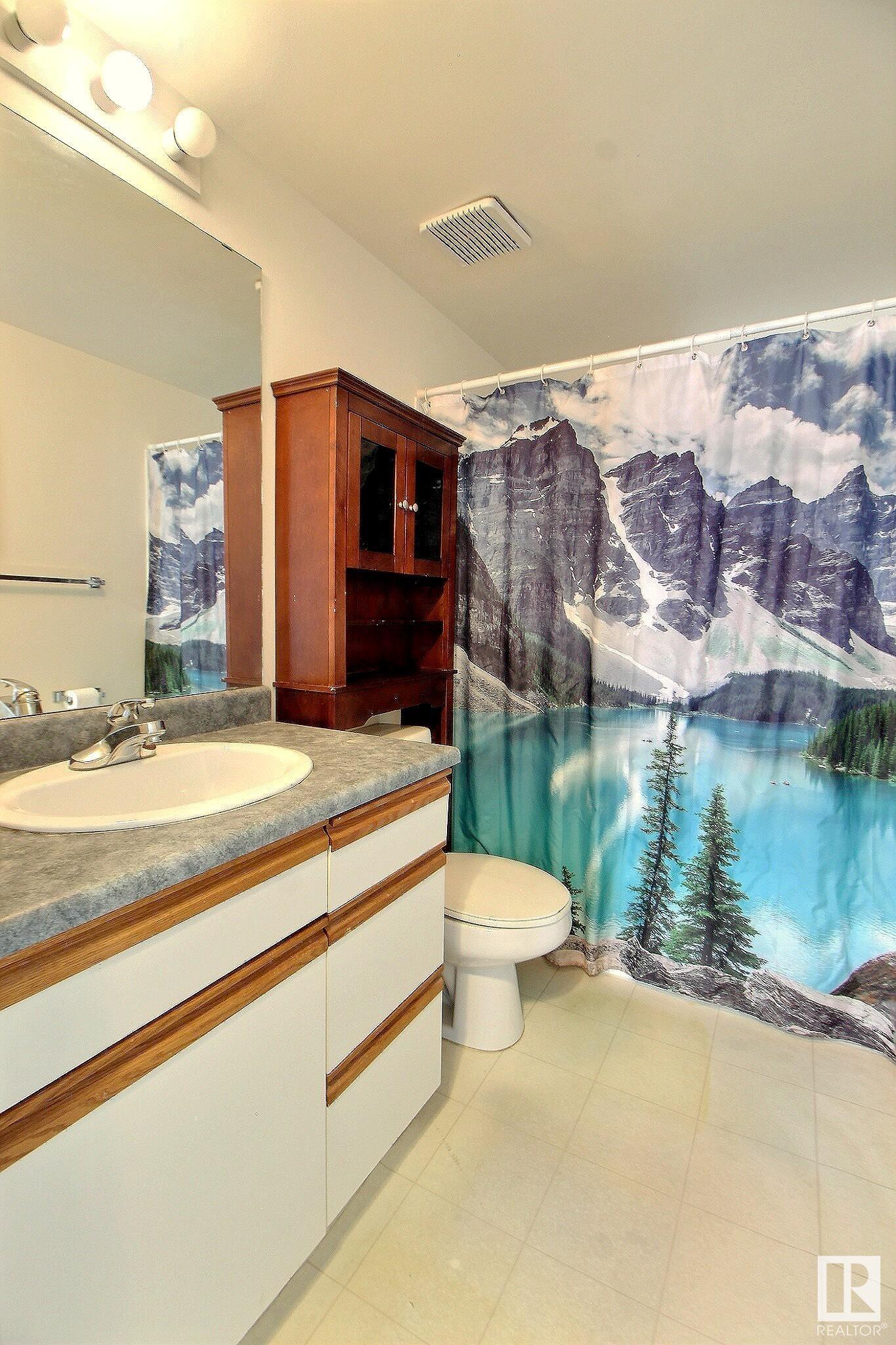      #304 11104 109 AV NW , Edmonton,  ,T5H 1E1 ;  Listing Number: MLS E4416008