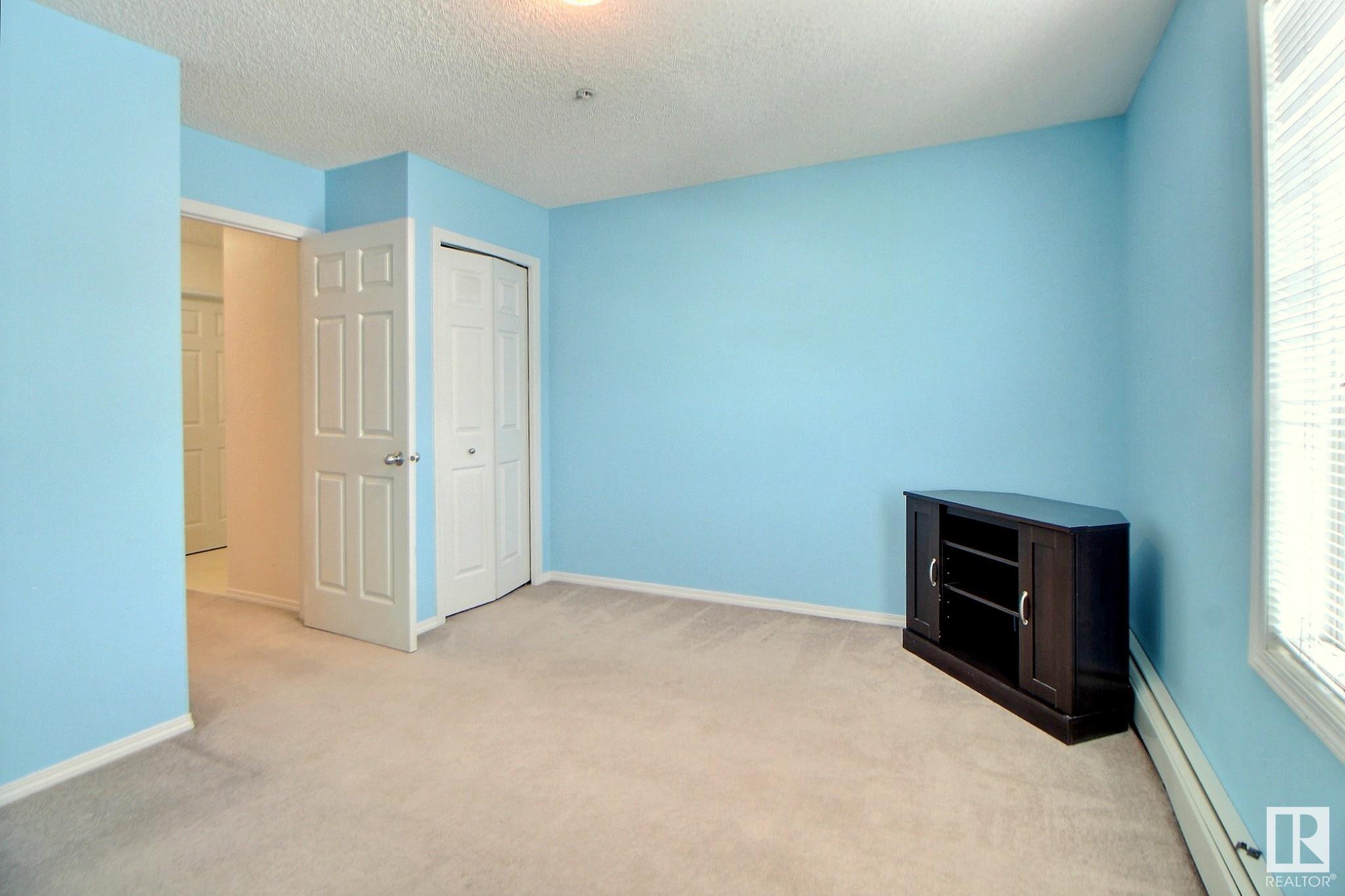      #304 11104 109 AV NW , Edmonton,  ,T5H 1E1 ;  Listing Number: MLS E4416008