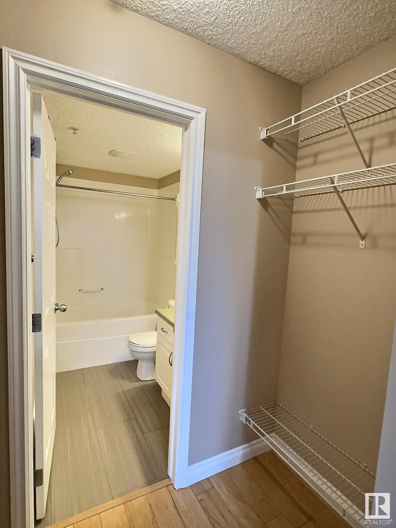      #205 11446 40 AV NW , Edmonton,  ,T6J 0R5 ;  Listing Number: MLS E4416040