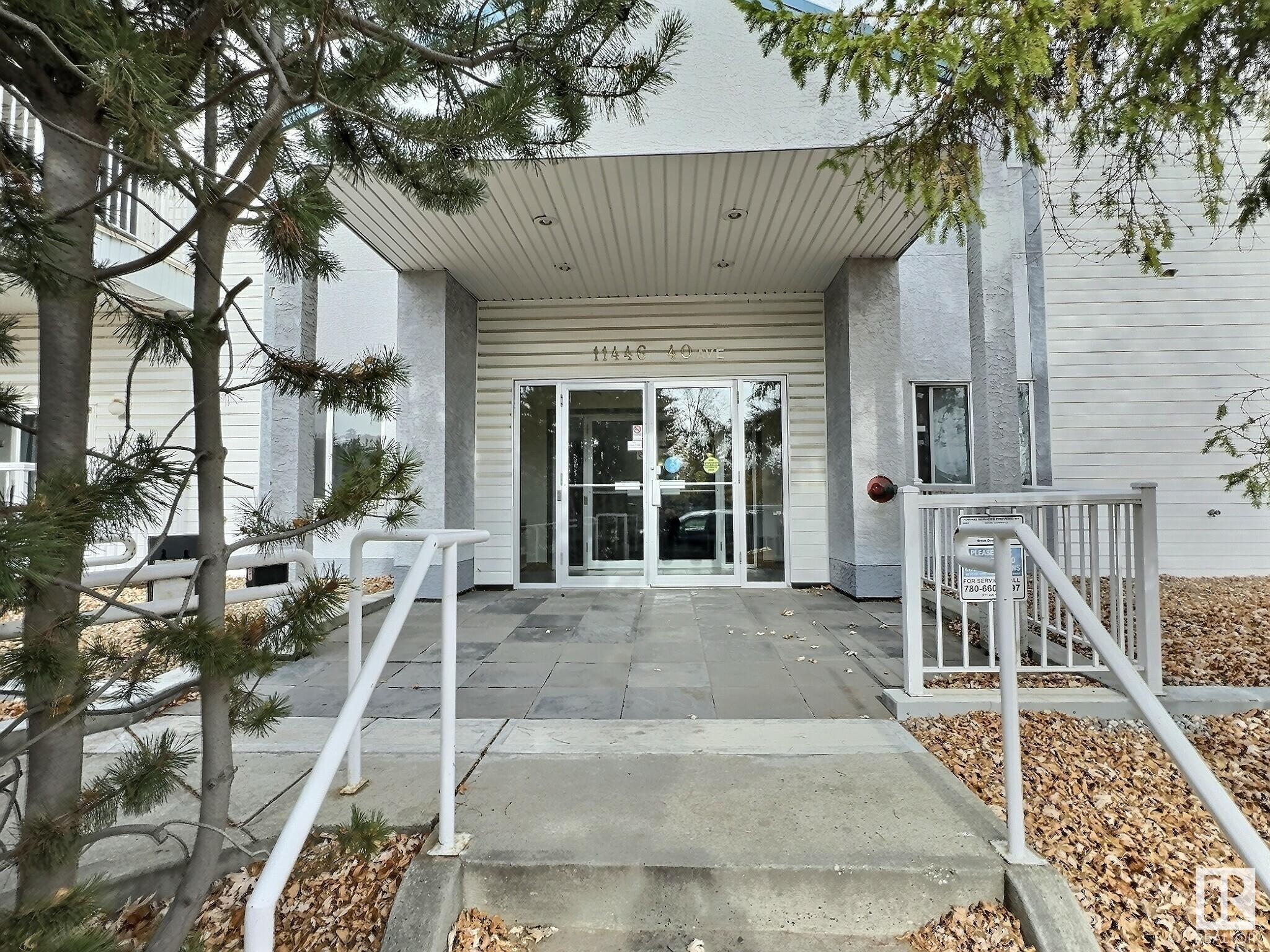      #205 11446 40 AV NW , Edmonton,  ,T6J 0R5 ;  Listing Number: MLS E4416040