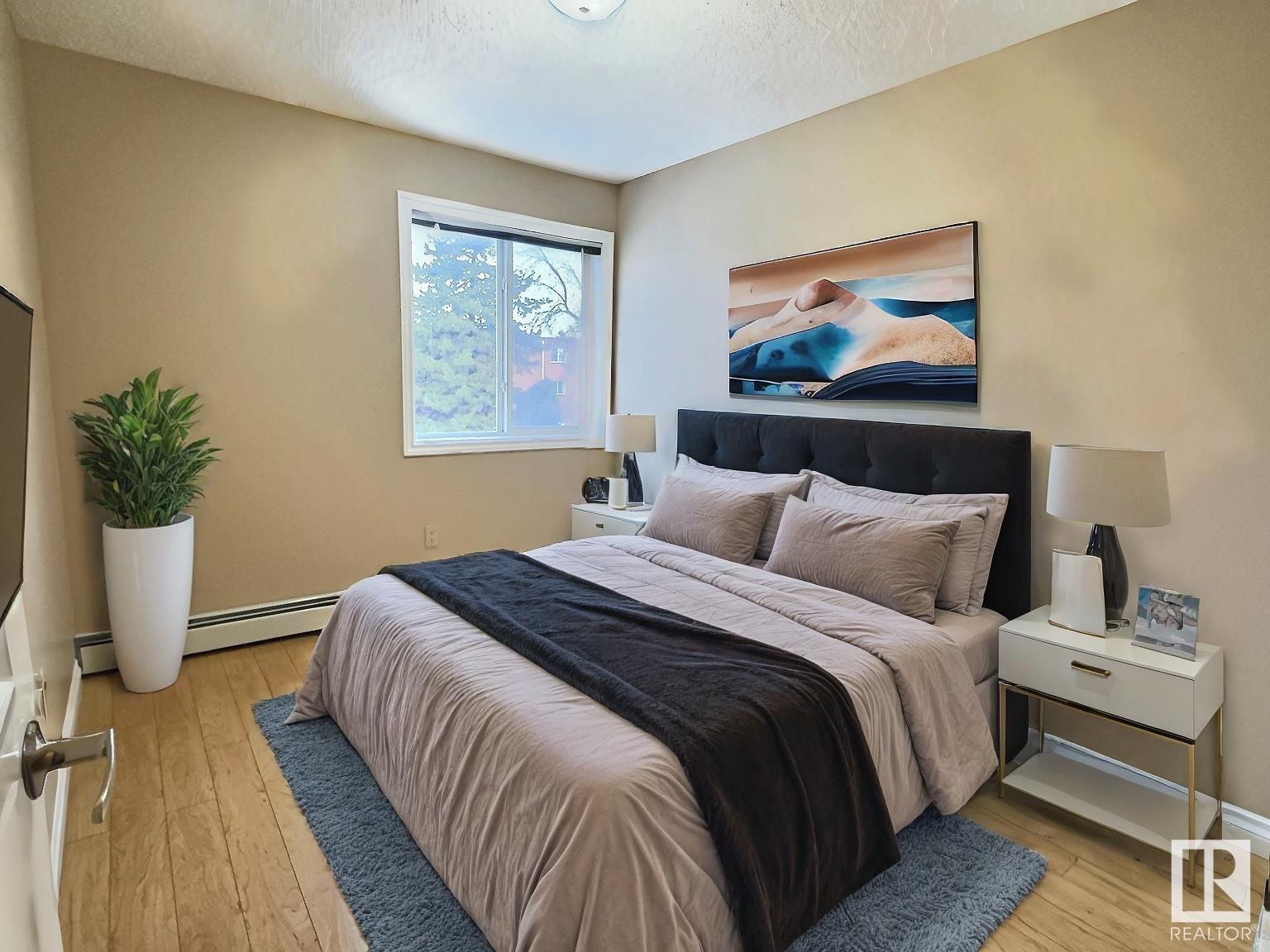      #205 11446 40 AV NW , Edmonton,  ,T6J 0R5 ;  Listing Number: MLS E4416040
