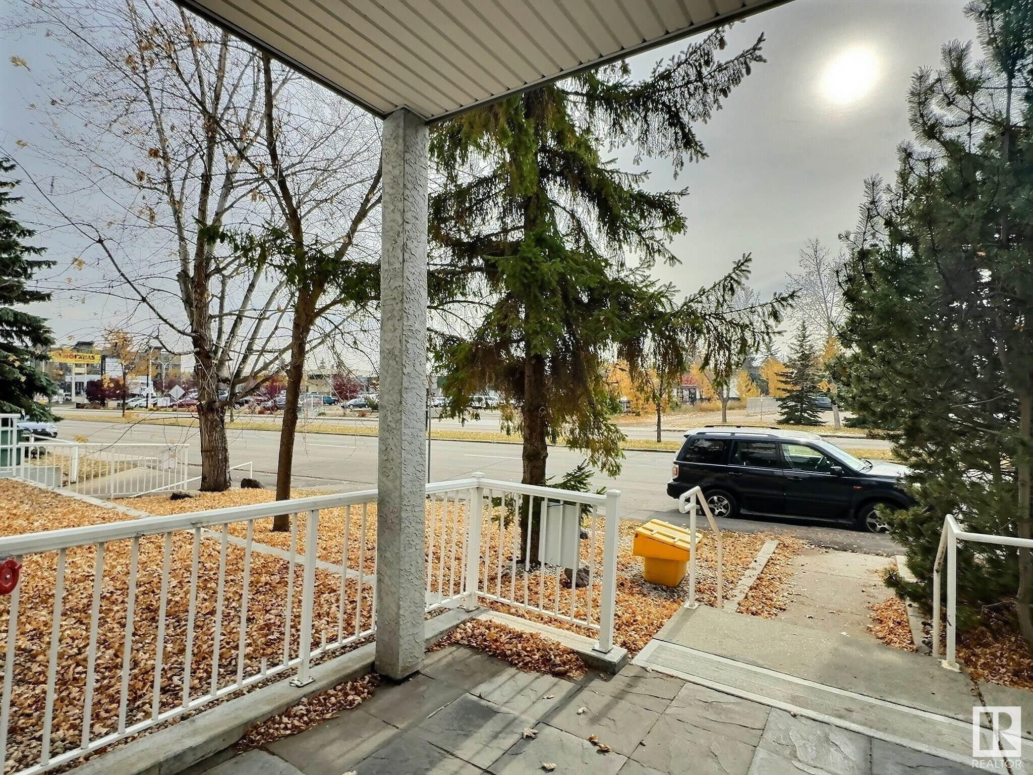      #205 11446 40 AV NW , Edmonton,  ,T6J 0R5 ;  Listing Number: MLS E4416040