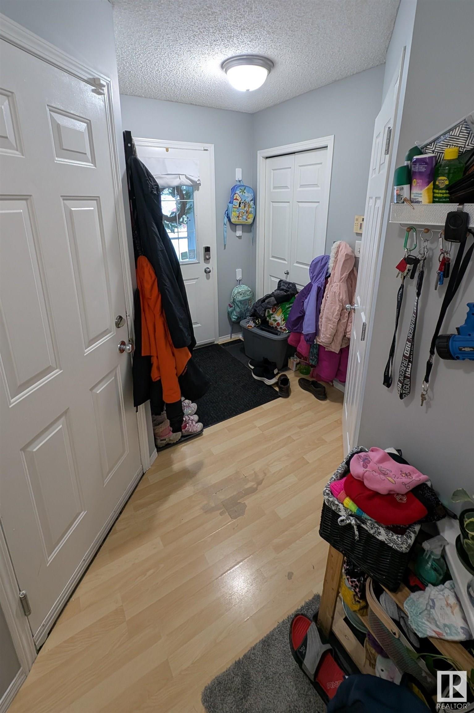      #1 4350 23 ST NW NW , Edmonton,  ,T6T 1X8 ;  Listing Number: MLS E4416044