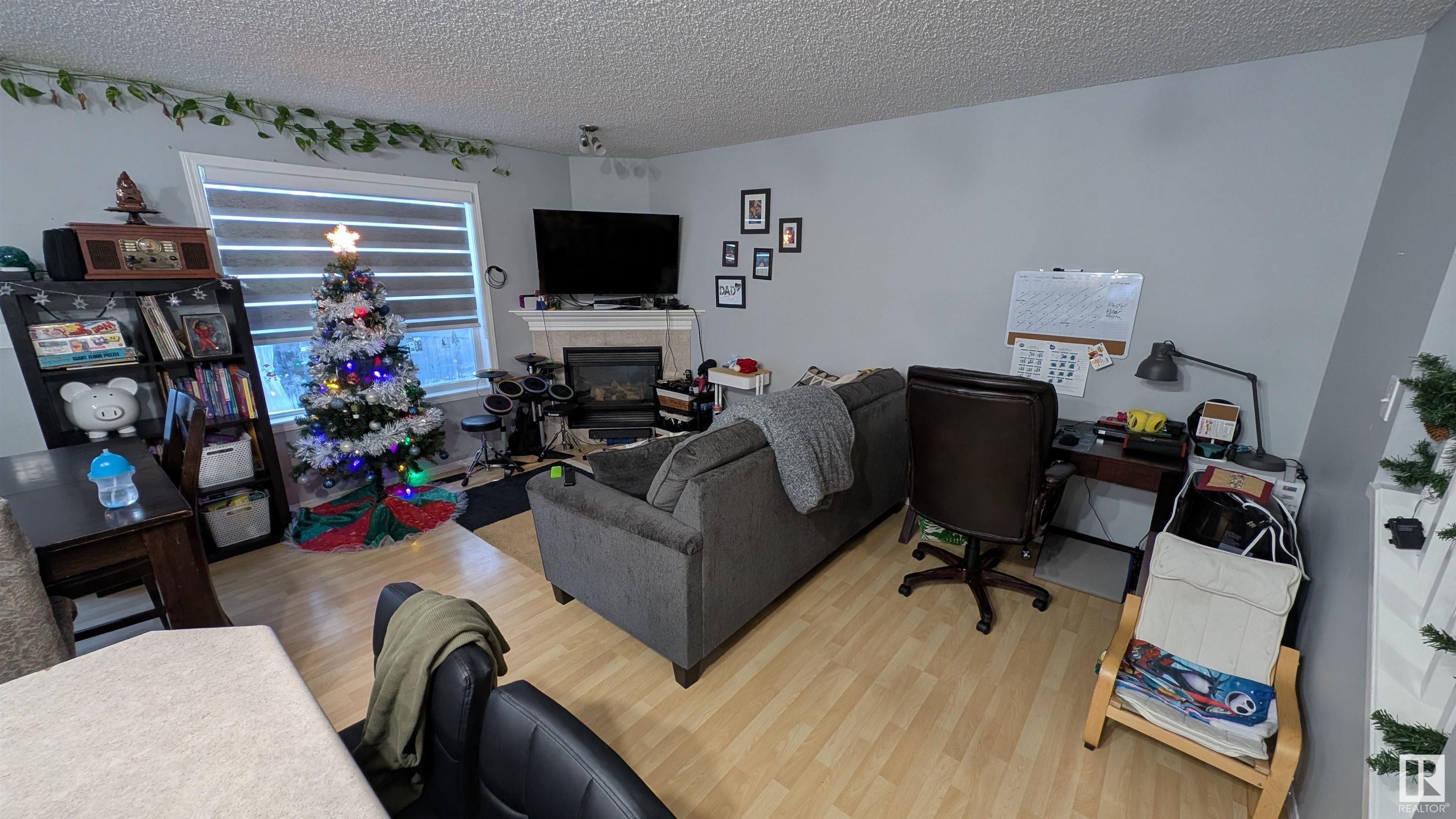      #1 4350 23 ST NW NW , Edmonton,  ,T6T 1X8 ;  Listing Number: MLS E4416044