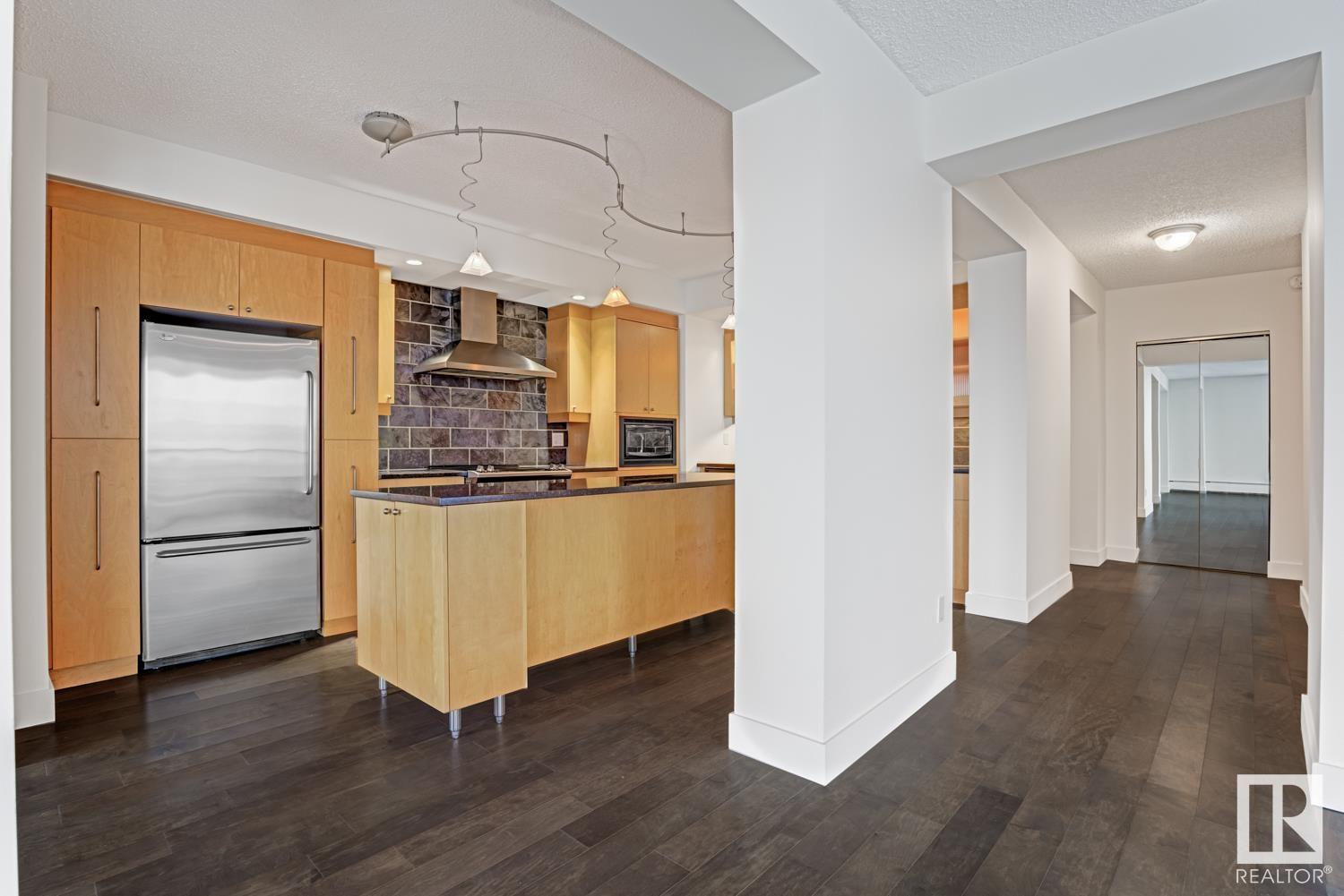      #1701, 11710 100 AV NW , Edmonton,  ,T5K 2G3 ;  Listing Number: MLS E4416051