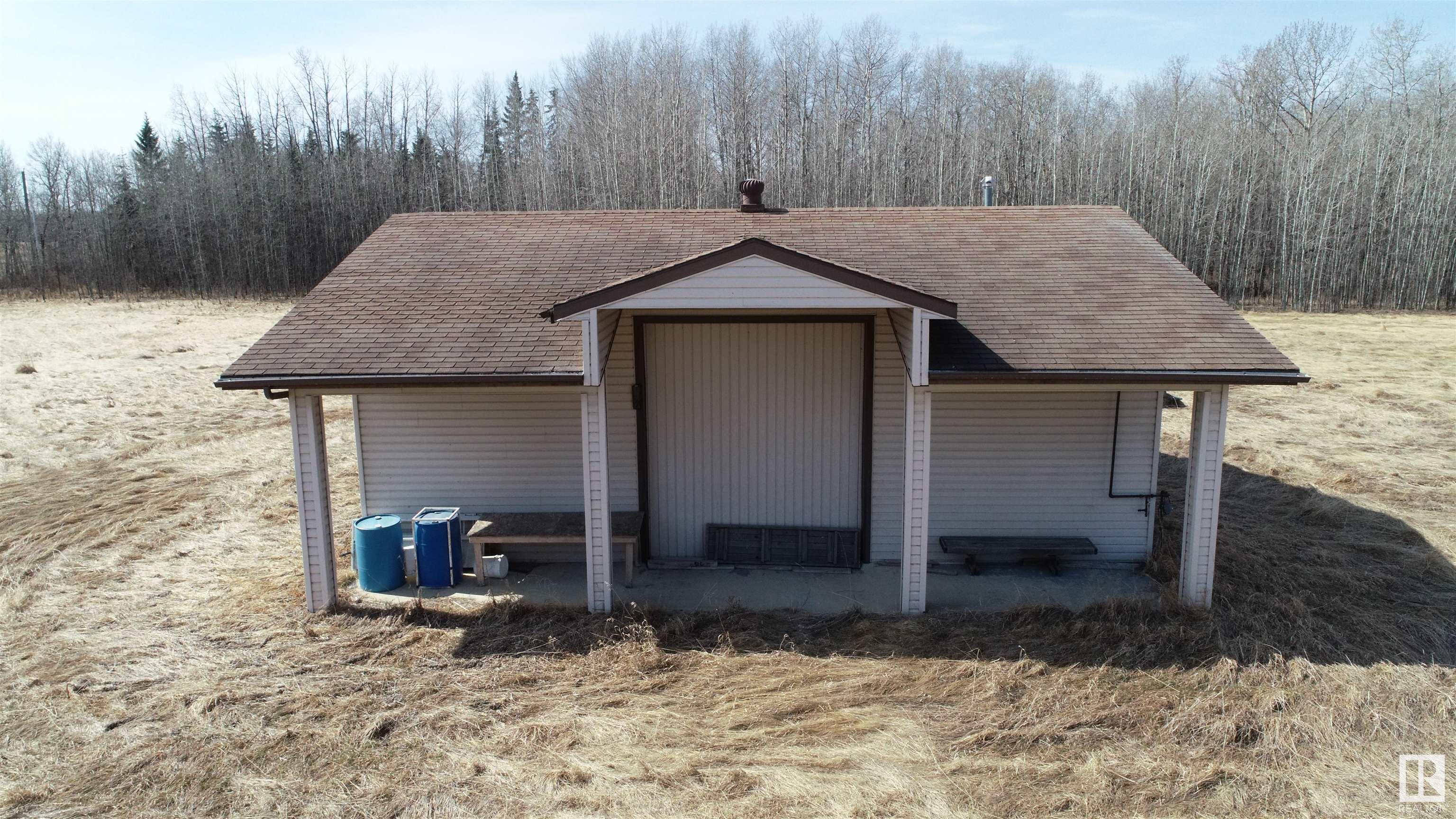      511 54411 RGE RD 40 , Rural Lac Ste. Anne County,  ,T0E 0A0 ;  Listing Number: MLS E4416062
