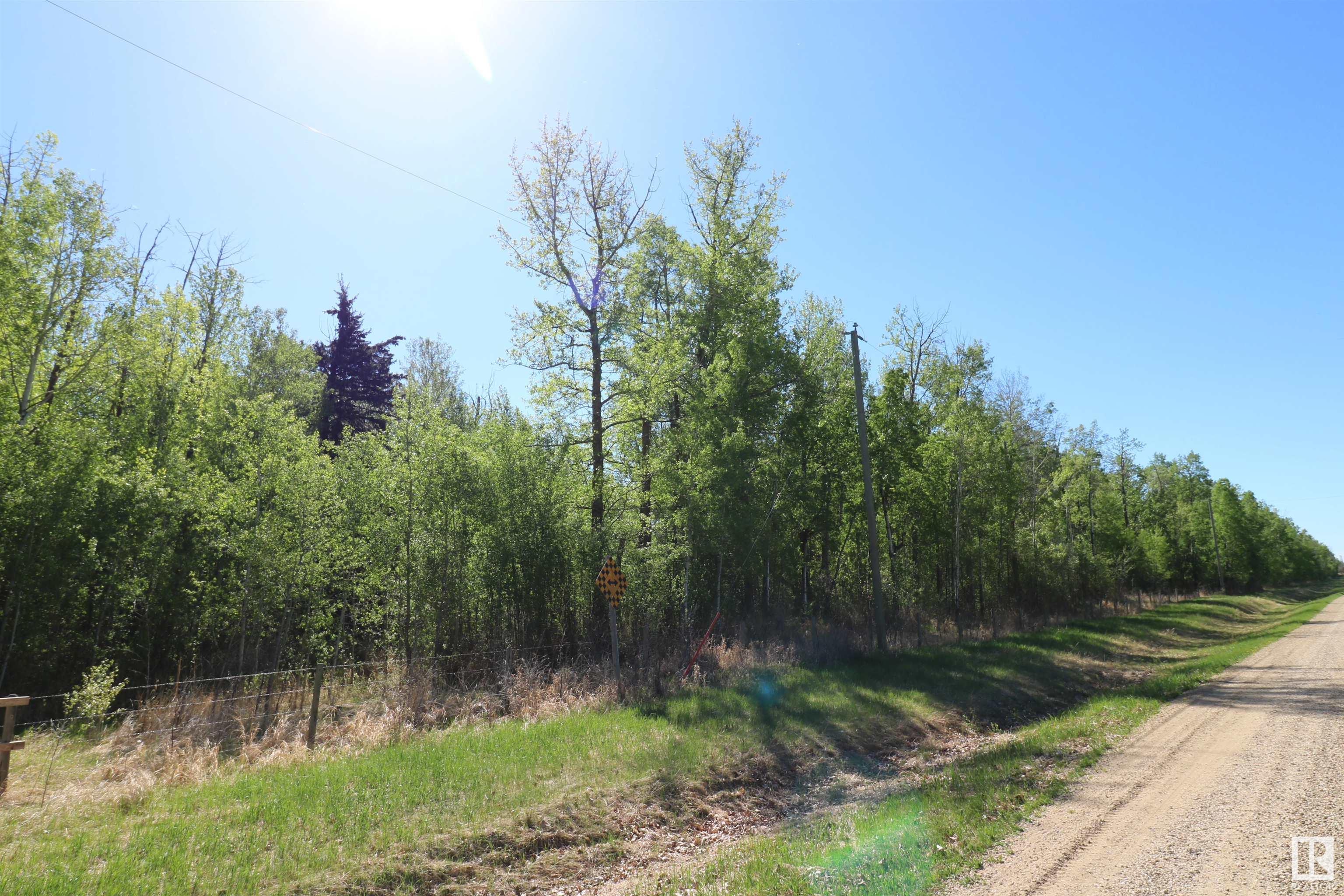      515 54411 RGE RD 40 , Rural Lac Ste. Anne County,  ,T0E 0A0 ;  Listing Number: MLS E4416064