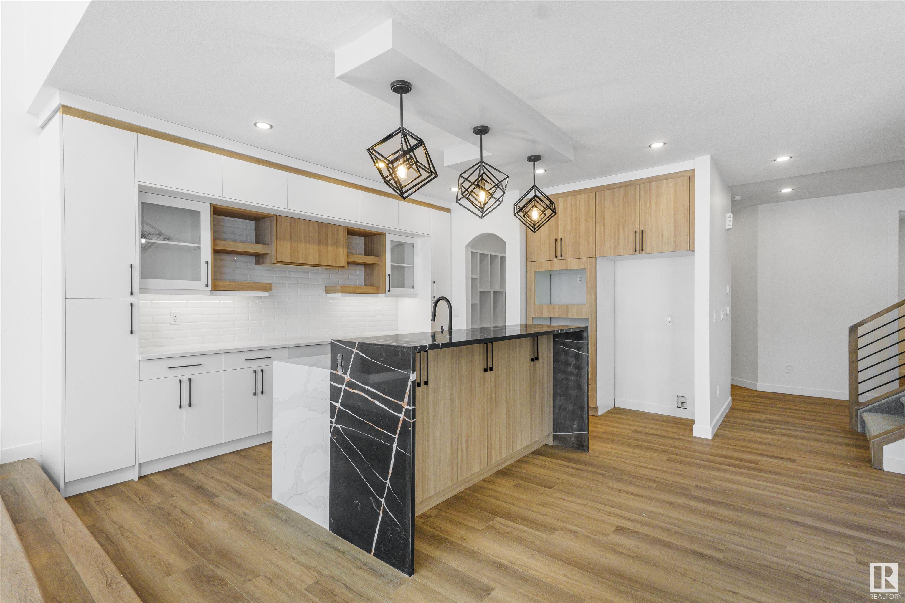      408 Pine Point , Leduc,  ,T9E 1S7 ;  Listing Number: MLS E4416065