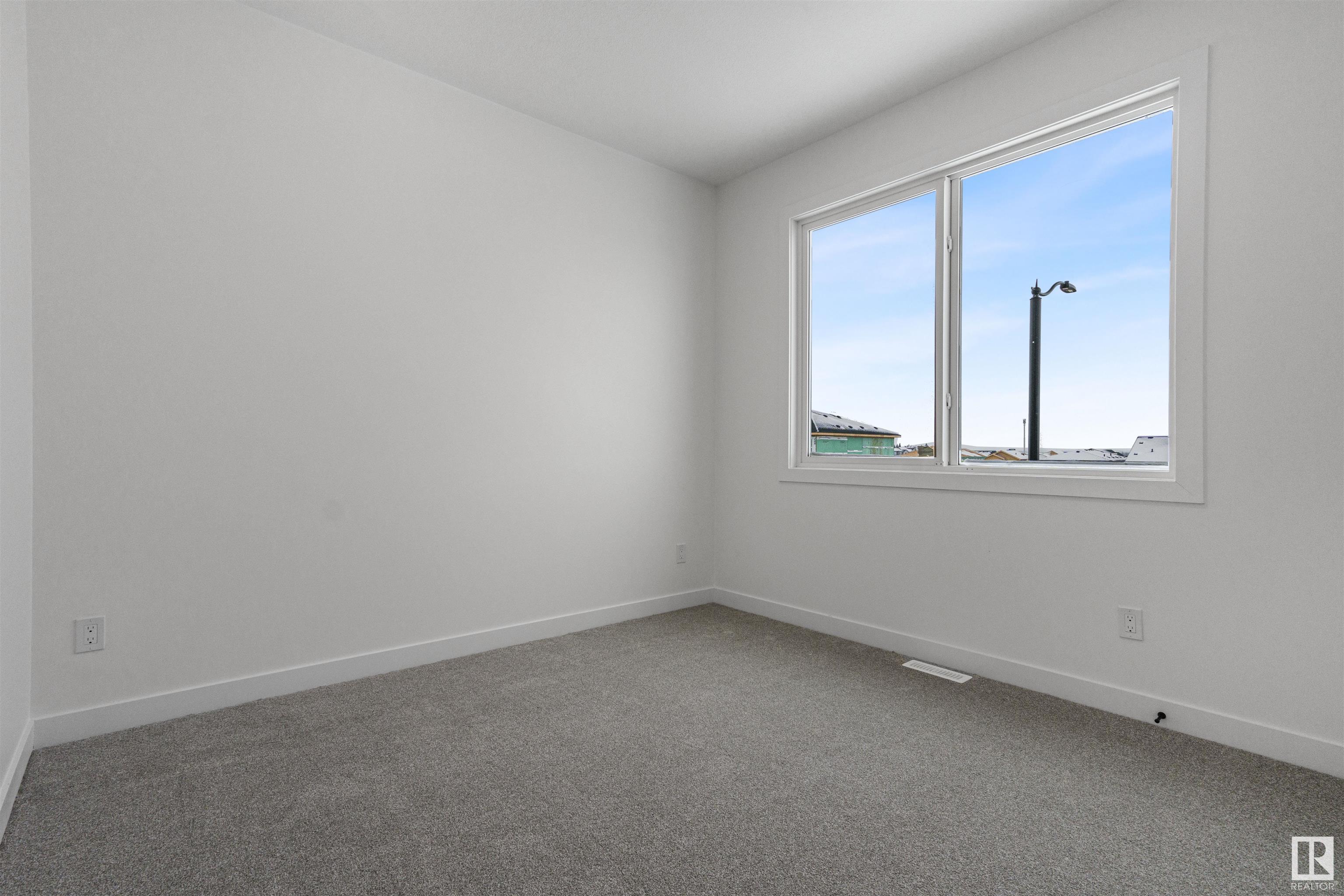      408 Pine Point , Leduc,  ,T9E 1S7 ;  Listing Number: MLS E4416065