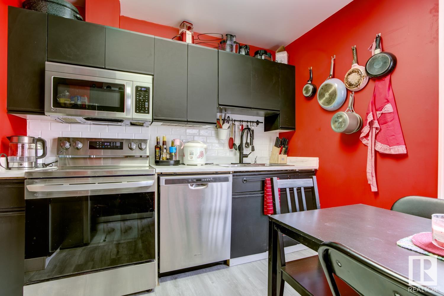      7318 109 ST NW , Edmonton,  ,T6G 2T6 ;  Listing Number: MLS E4416083