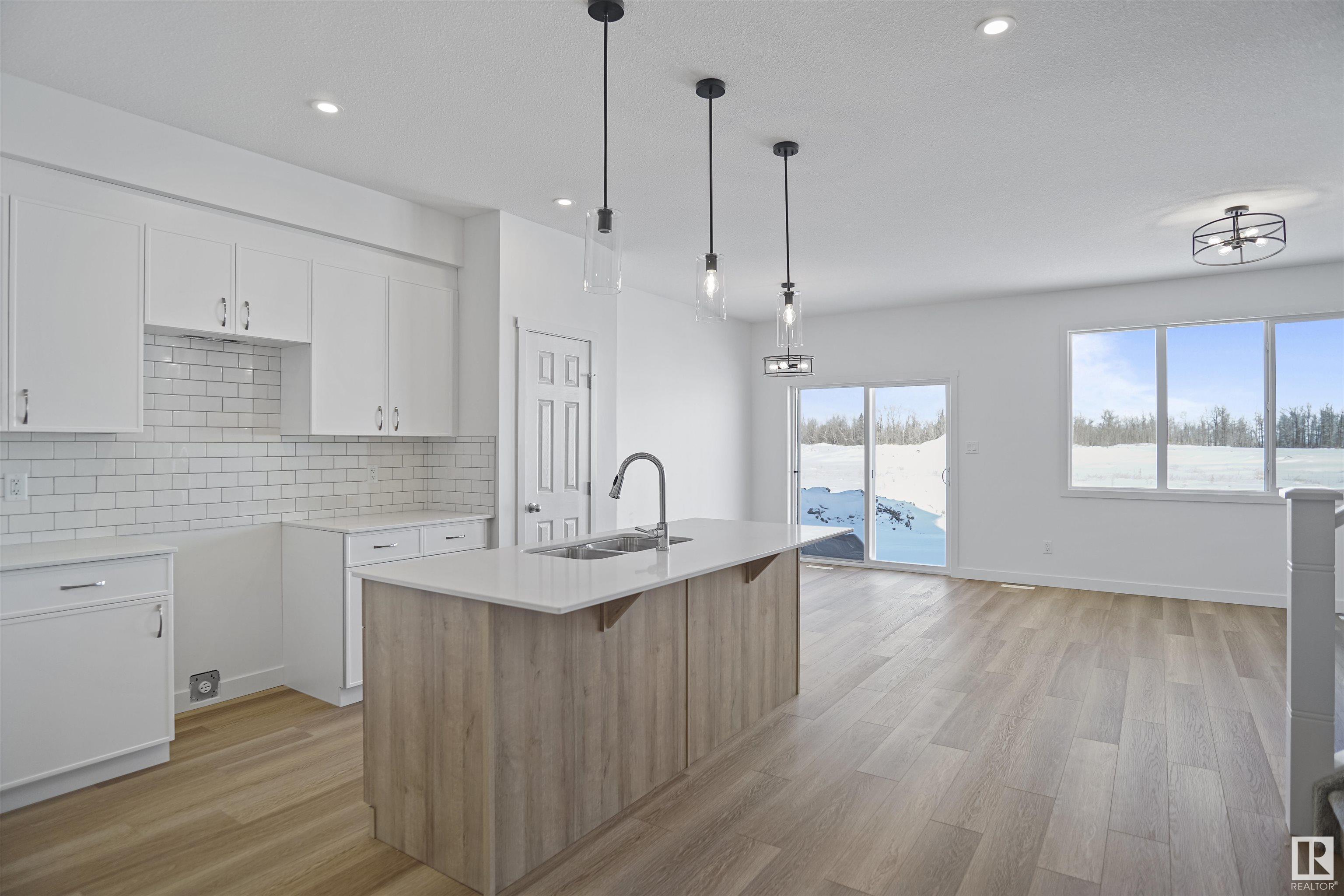      19 EMPRESS WY , Spruce Grove,  ,T7X 2Z7 ;  Listing Number: MLS E4416088