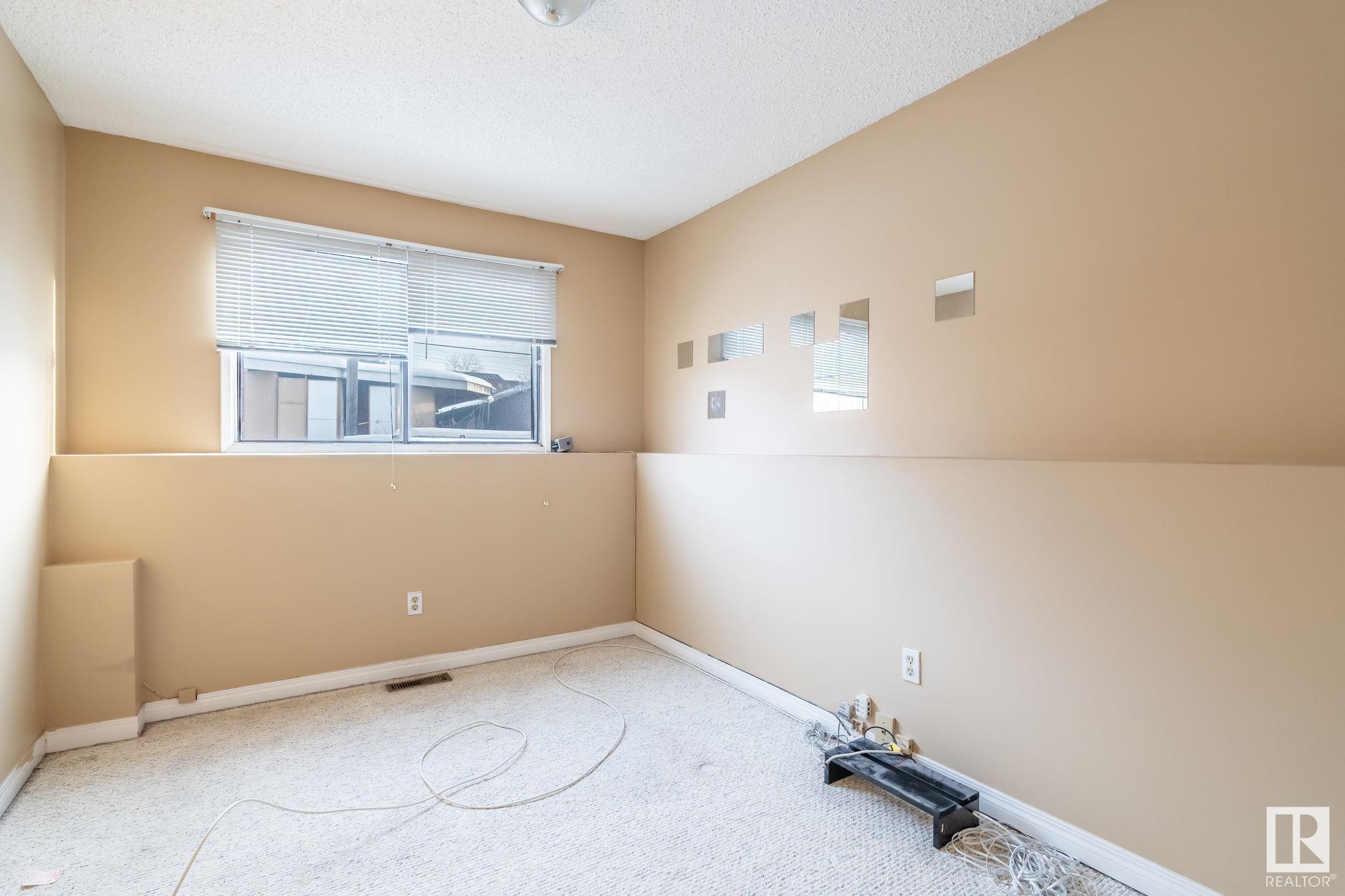      11133 130 ST NW , Edmonton,  ,T5M 0Z9 ;  Listing Number: MLS E4416110