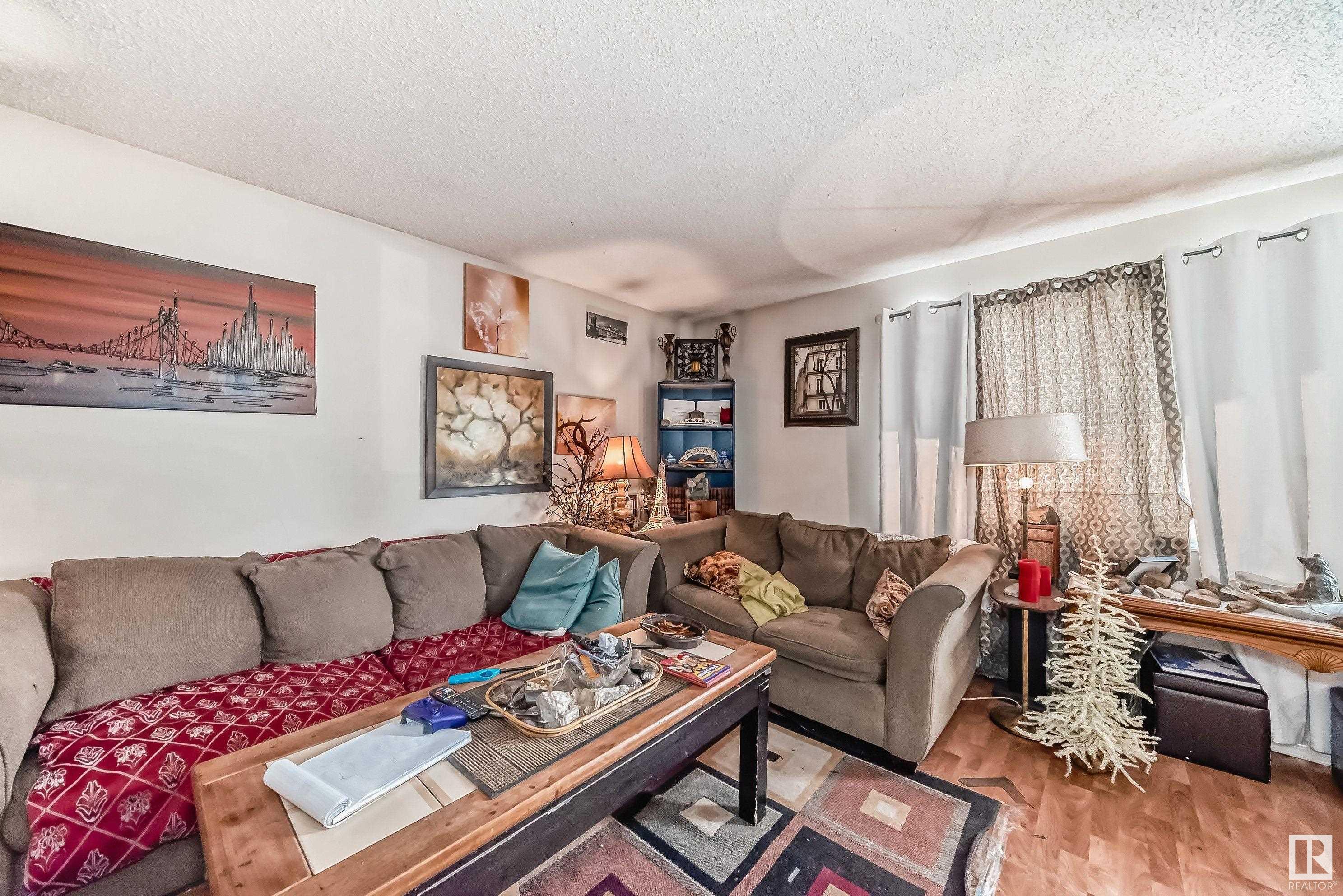      18008 91A ST NW , Edmonton,  ,T5Z 2K6 ;  Listing Number: MLS E4416112
