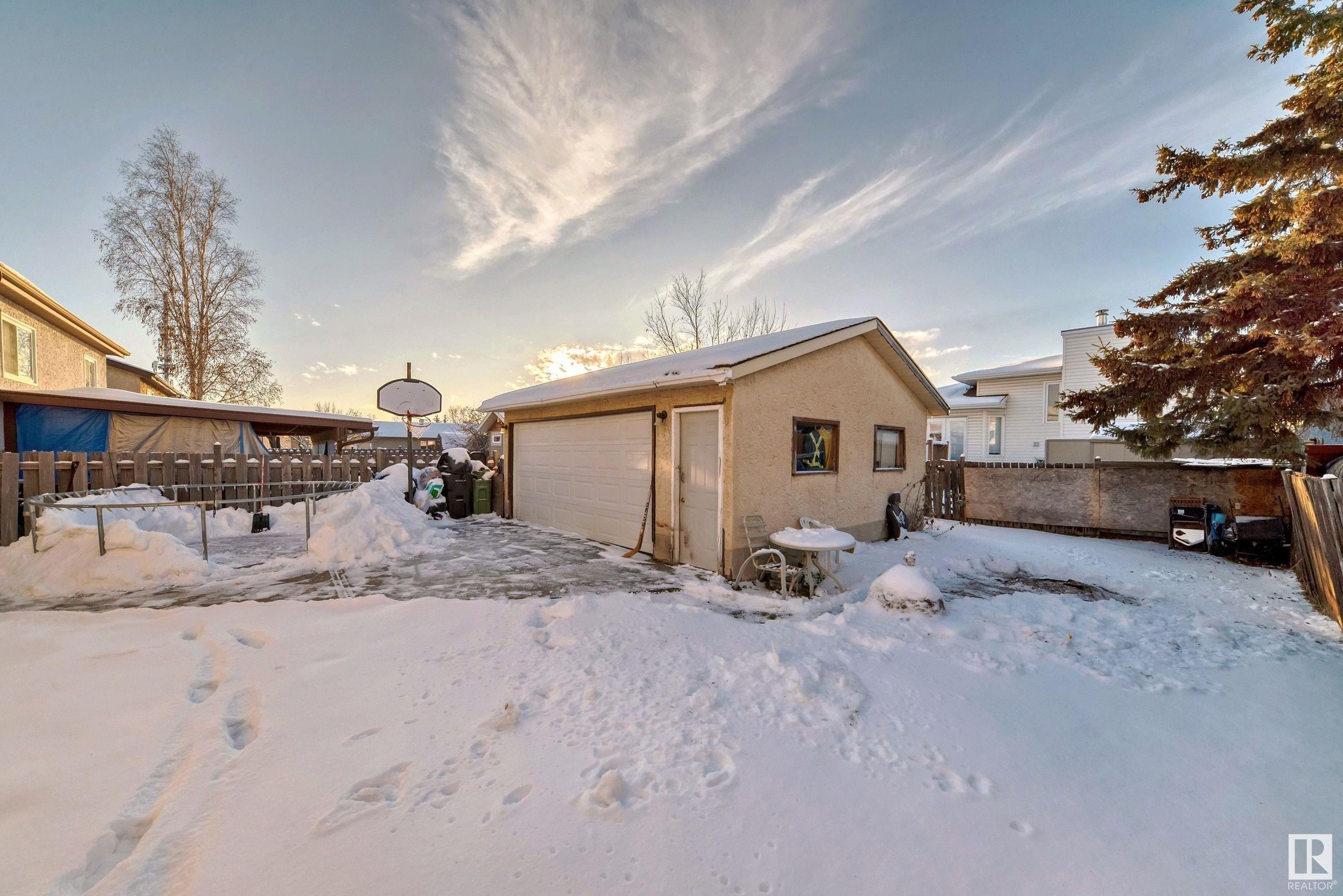      18008 91A ST NW , Edmonton,  ,T5Z 2K6 ;  Listing Number: MLS E4416112