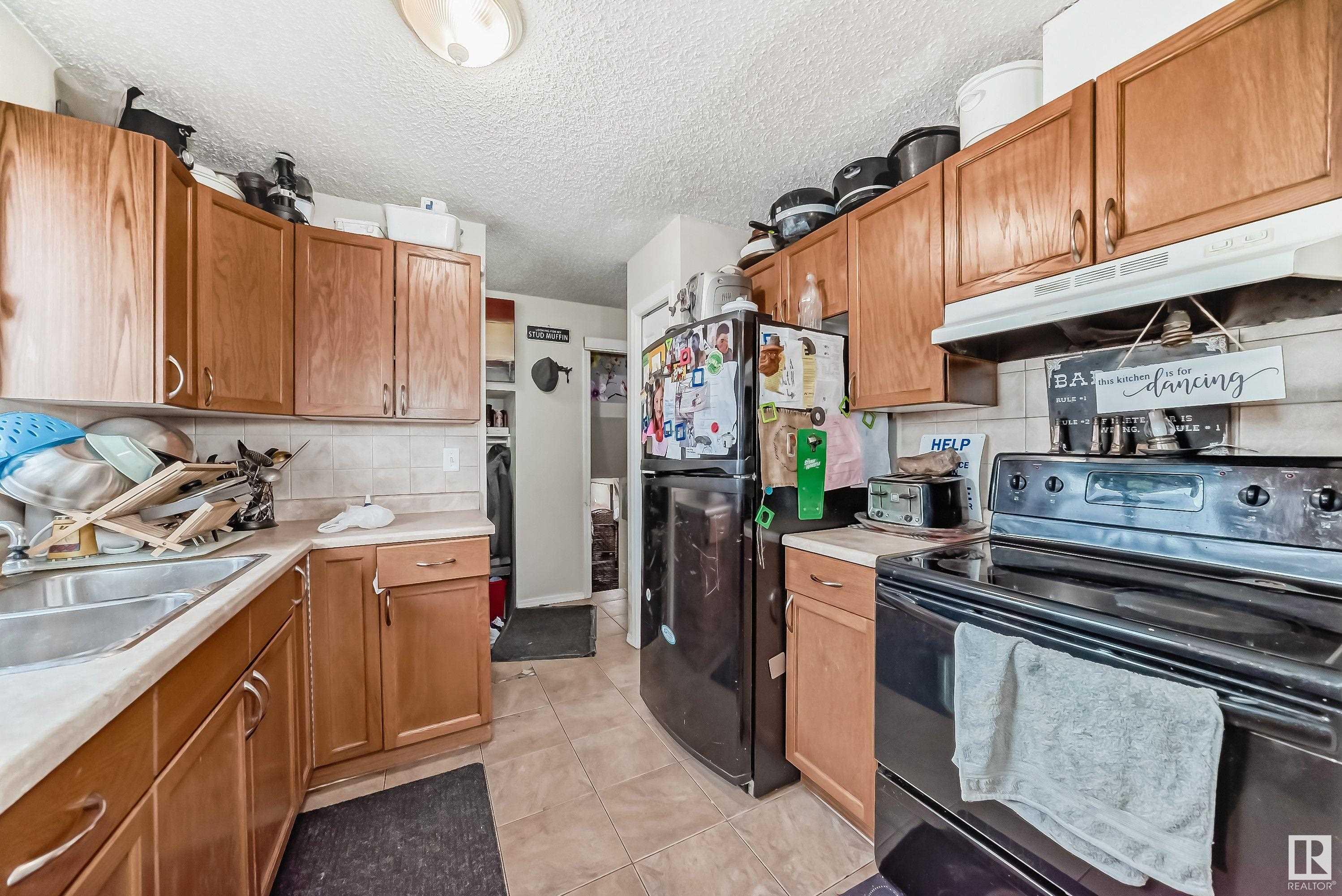      18008 91A ST NW , Edmonton,  ,T5Z 2K6 ;  Listing Number: MLS E4416112