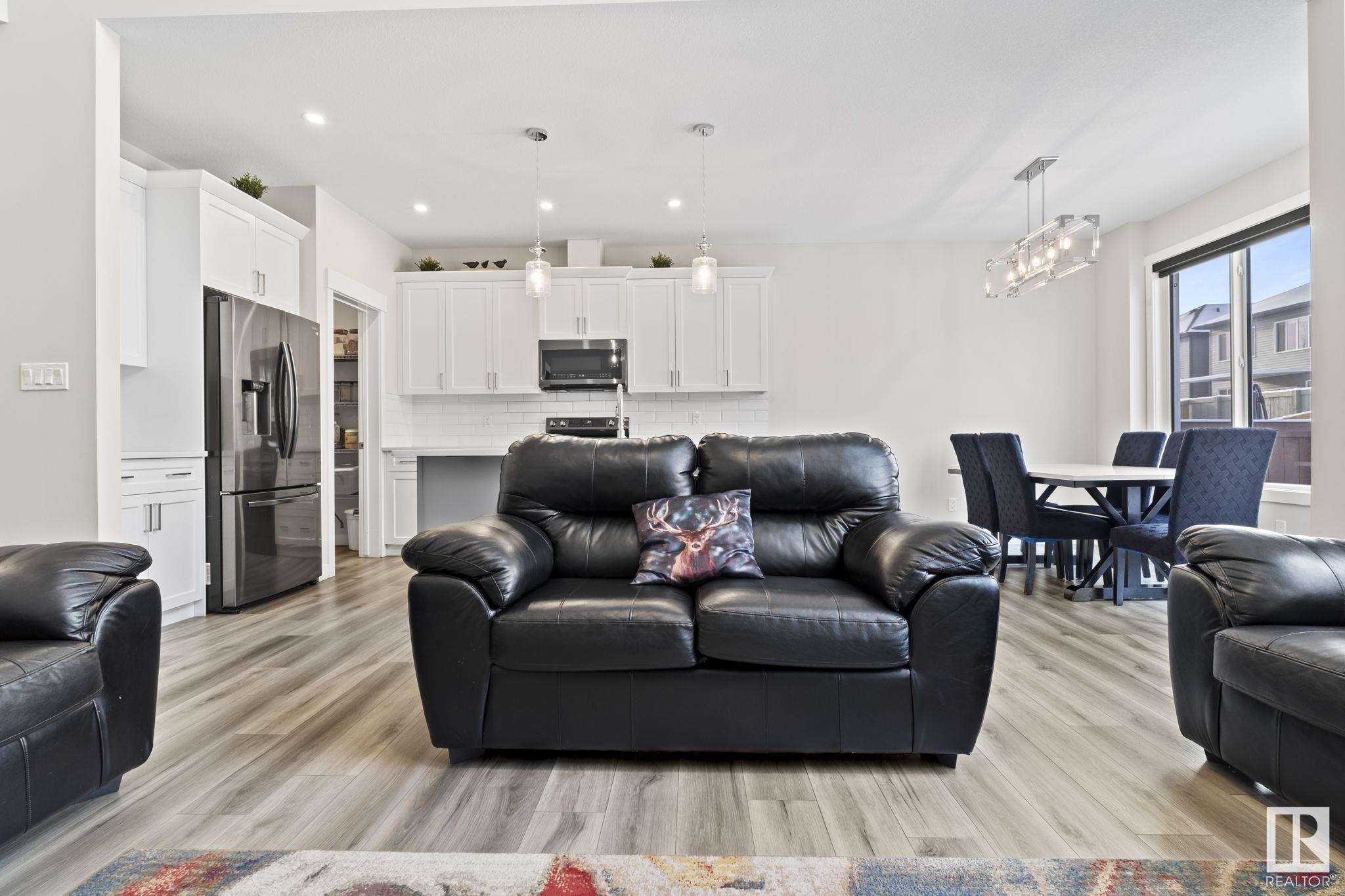      9232 222 ST NW , Edmonton,  ,T5T 7P2 ;  Listing Number: MLS E4416115