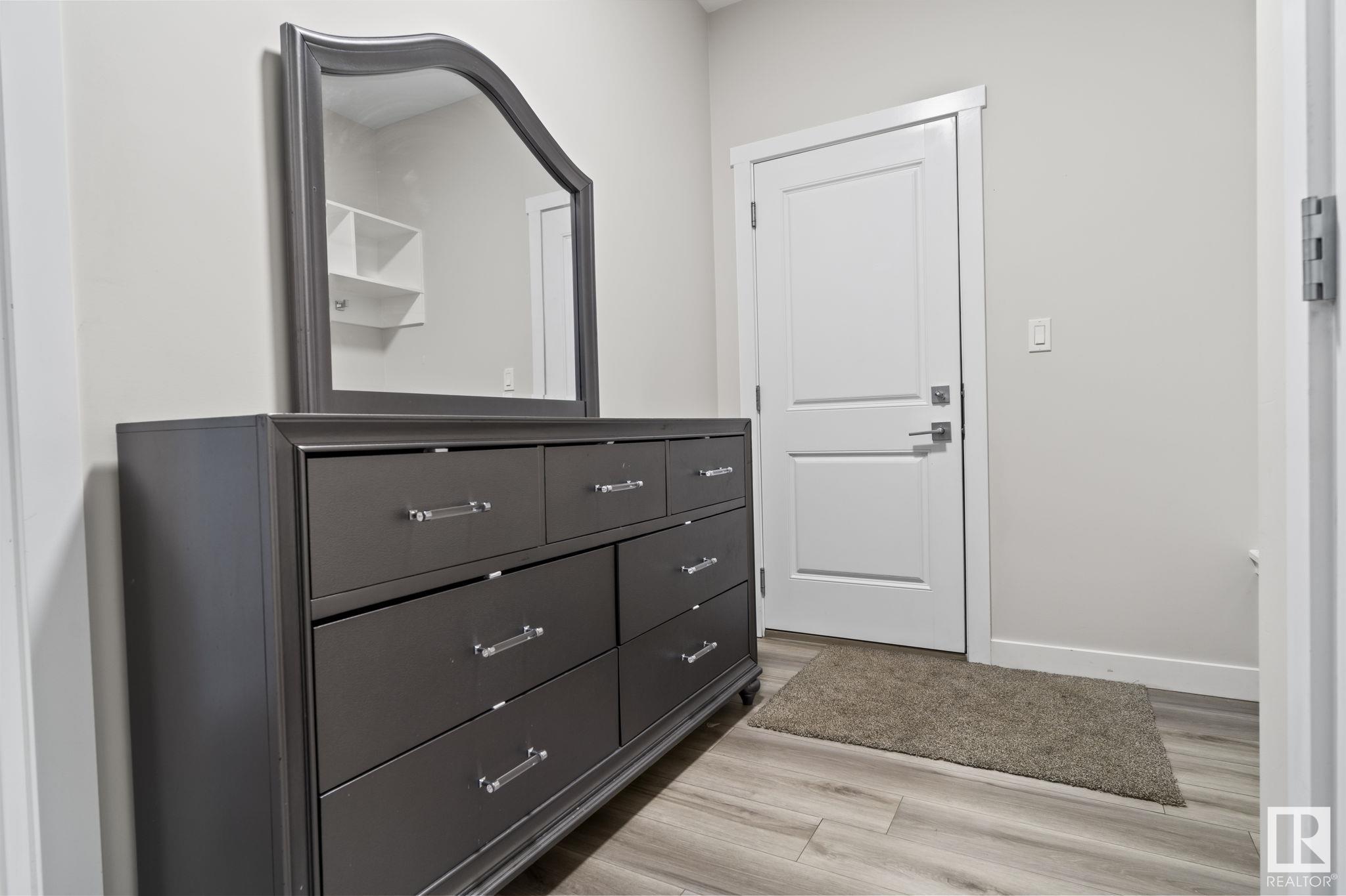      9232 222 ST NW , Edmonton,  ,T5T 7P2 ;  Listing Number: MLS E4416115