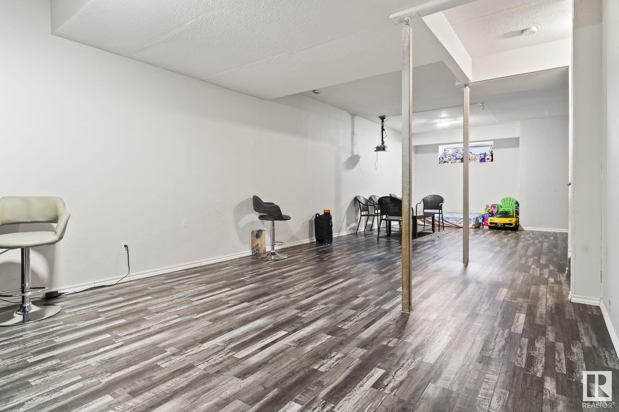      9232 222 ST NW , Edmonton,  ,T5T 7P2 ;  Listing Number: MLS E4416115