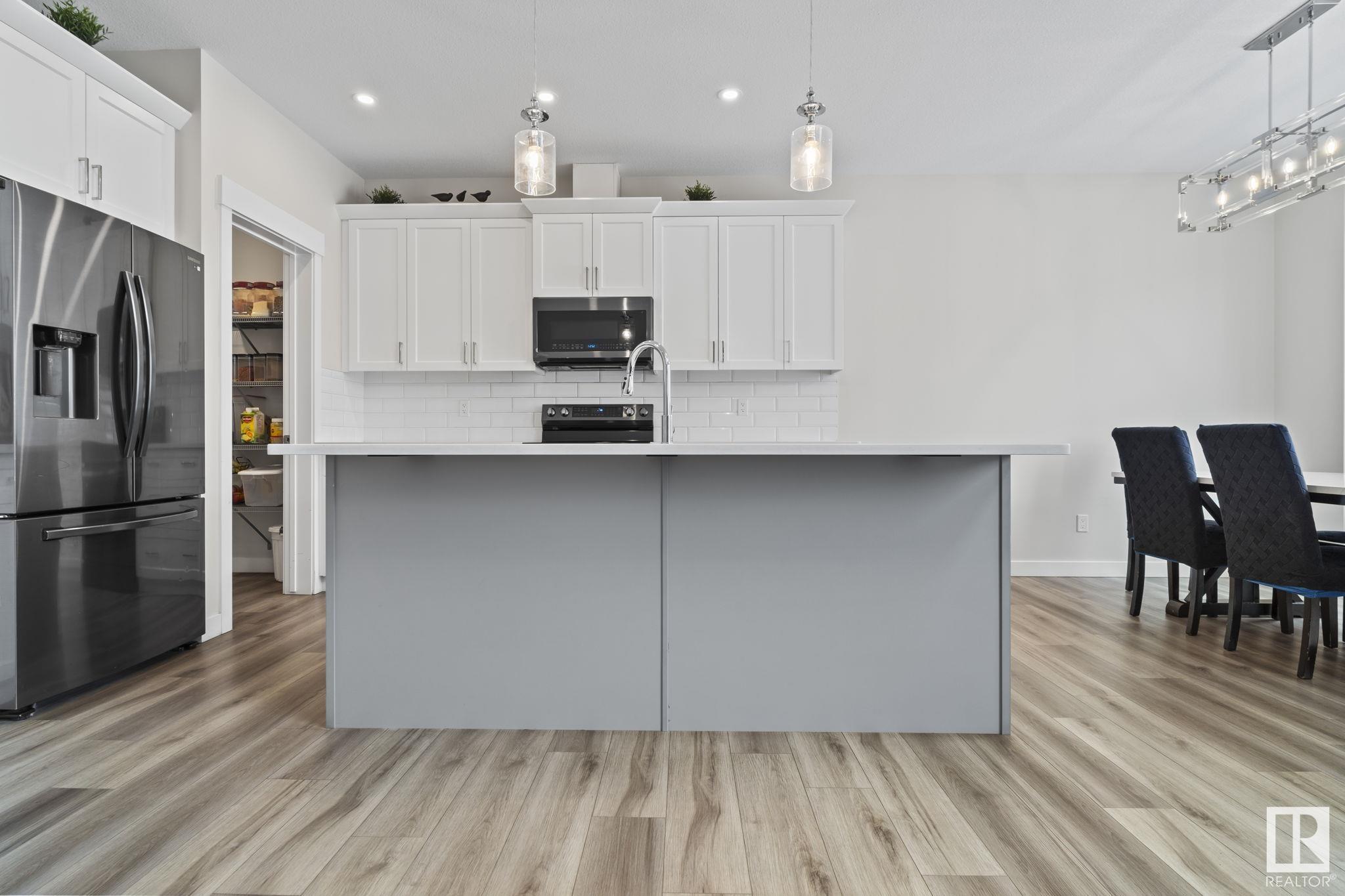      9232 222 ST NW , Edmonton,  ,T5T 7P2 ;  Listing Number: MLS E4416115