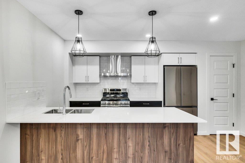      11411 88 ST NW , Edmonton,  ,T5B 3P9 ;  Listing Number: MLS E4416137
