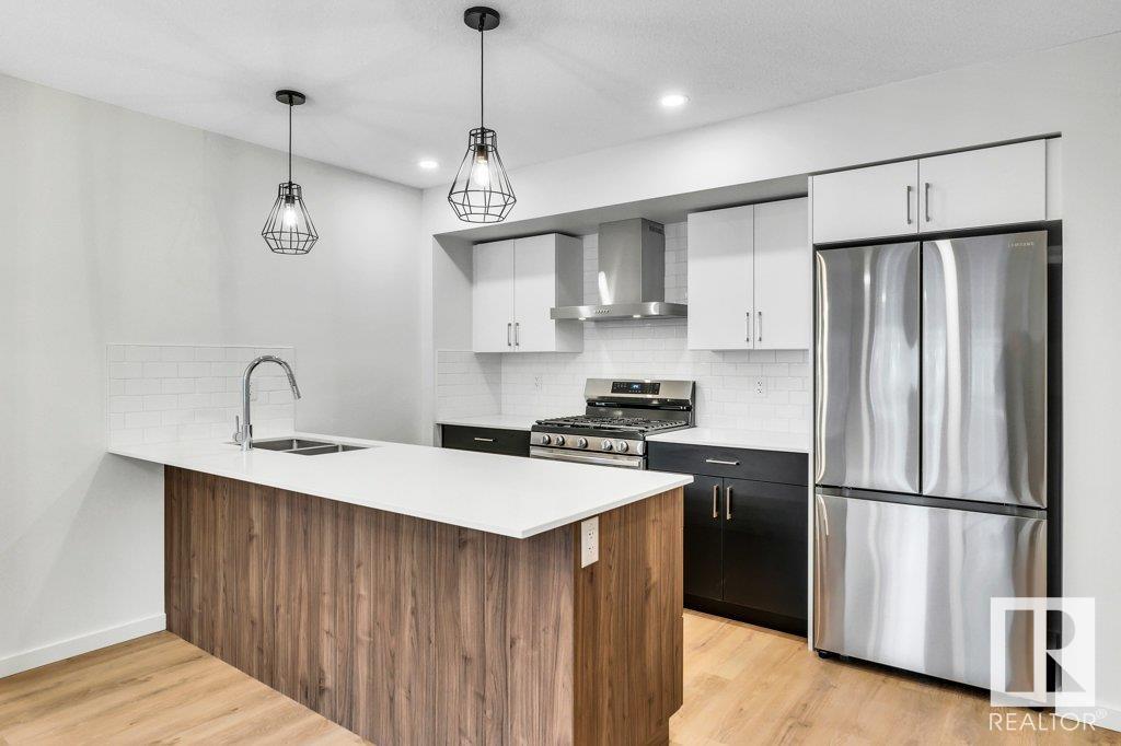      11411 88 ST NW , Edmonton,  ,T5B 3P9 ;  Listing Number: MLS E4416137