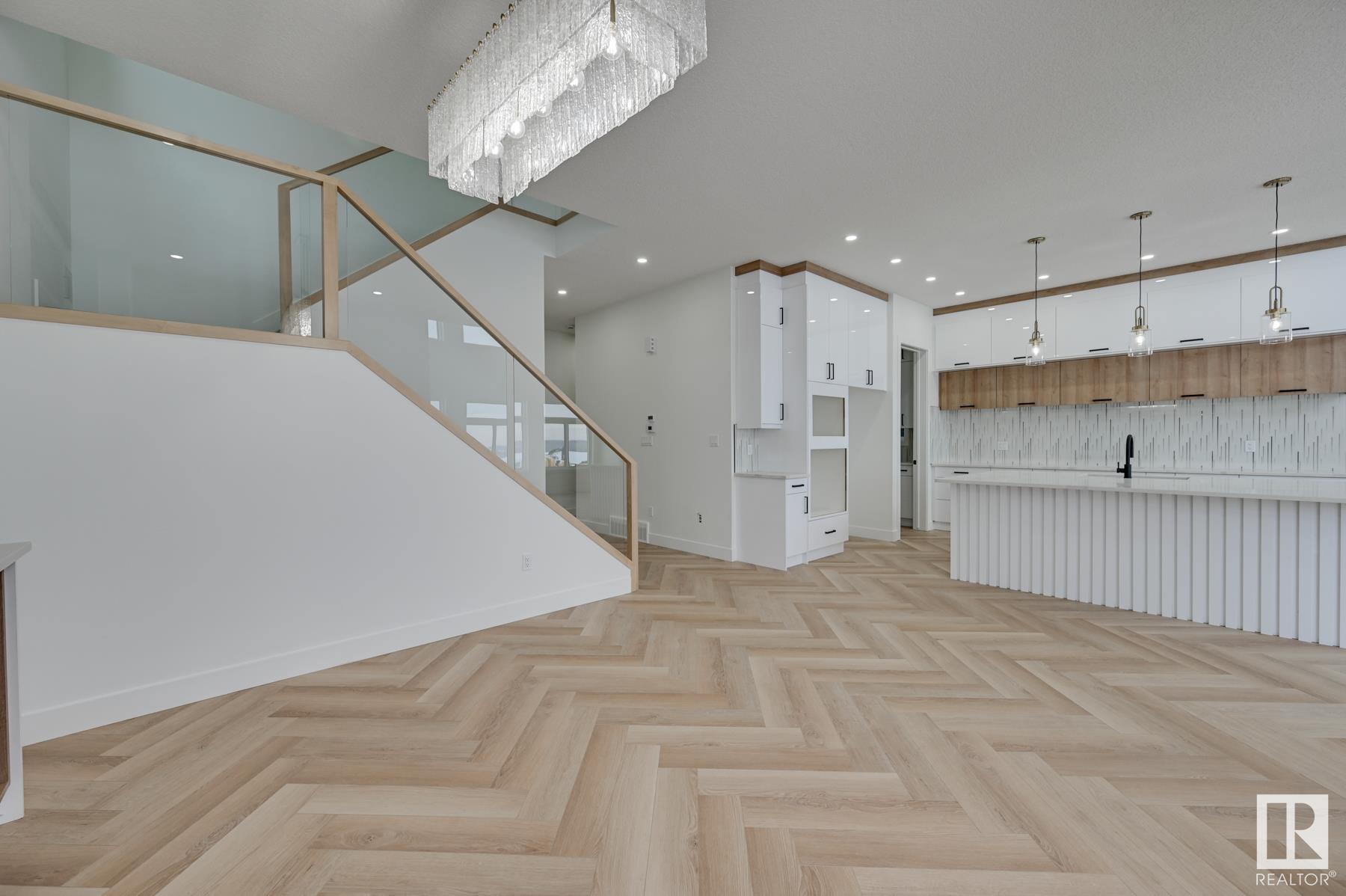      7097 KIVIAQ CR SW , Edmonton,  ,T6W 5N7 ;  Listing Number: MLS E4416139