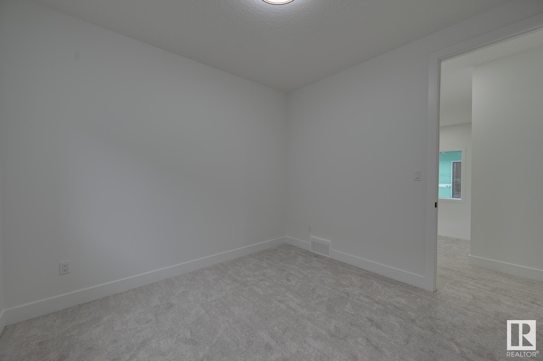      7097 KIVIAQ CR SW , Edmonton,  ,T6W 5N7 ;  Listing Number: MLS E4416139