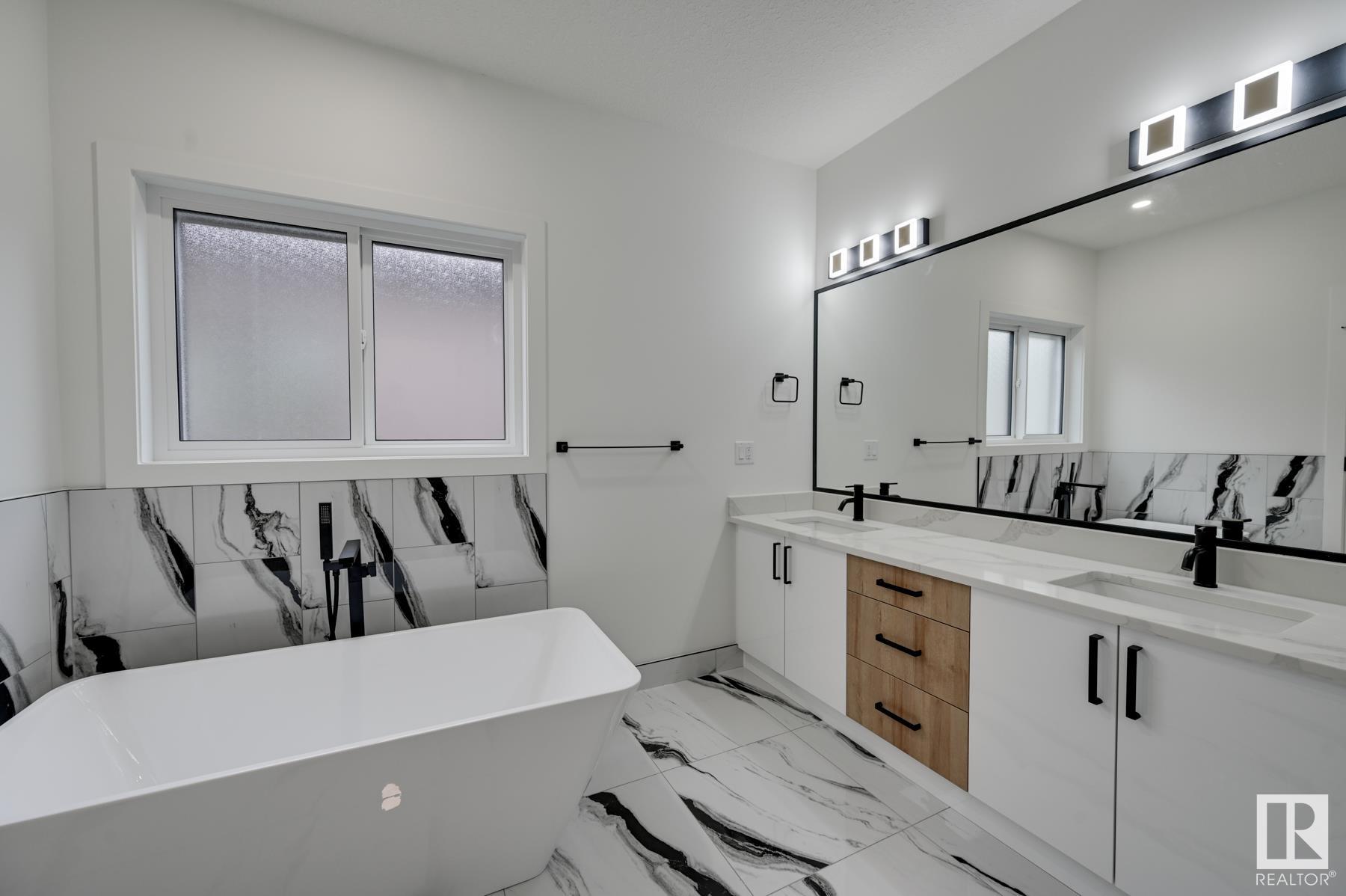      7097 KIVIAQ CR SW , Edmonton,  ,T6W 5N7 ;  Listing Number: MLS E4416139