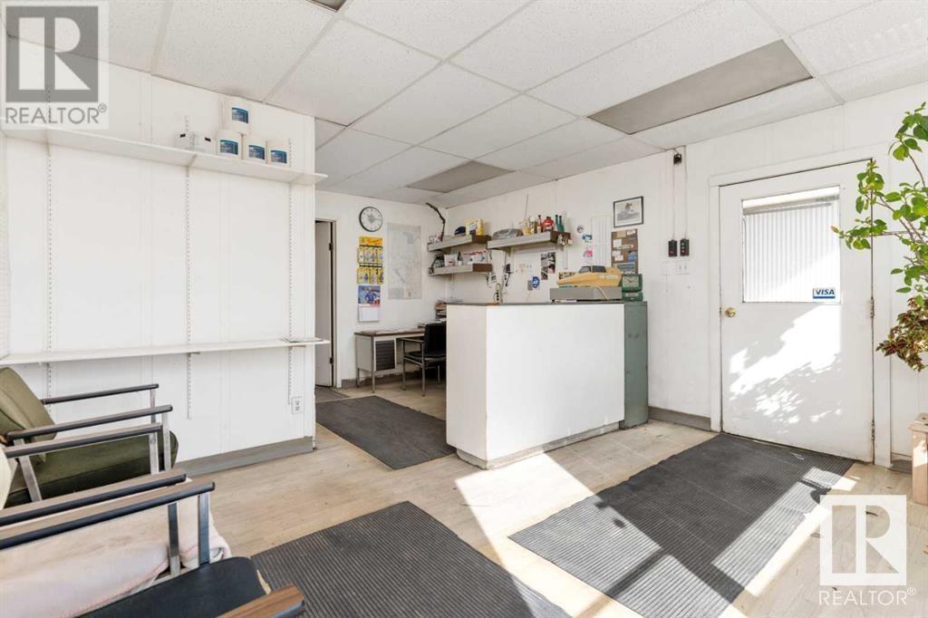      4616 39 ST , Camrose,  ,T4V 2N5 ;  Listing Number: MLS E4416141