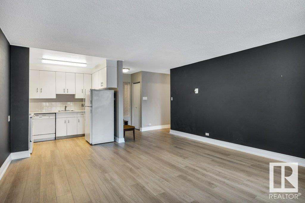      #206 12207 JASPER AV NW , Edmonton,  ,T5N 3K2 ;  Listing Number: MLS E4416146