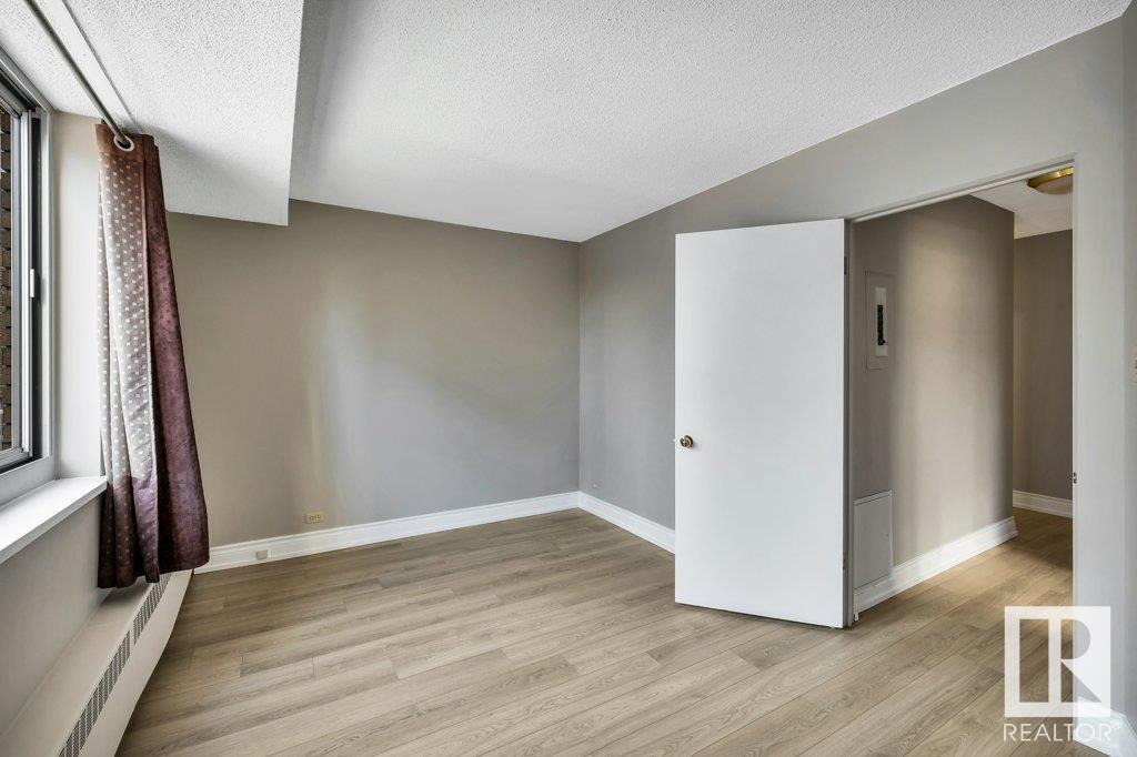      #206 12207 JASPER AV NW , Edmonton,  ,T5N 3K2 ;  Listing Number: MLS E4416146