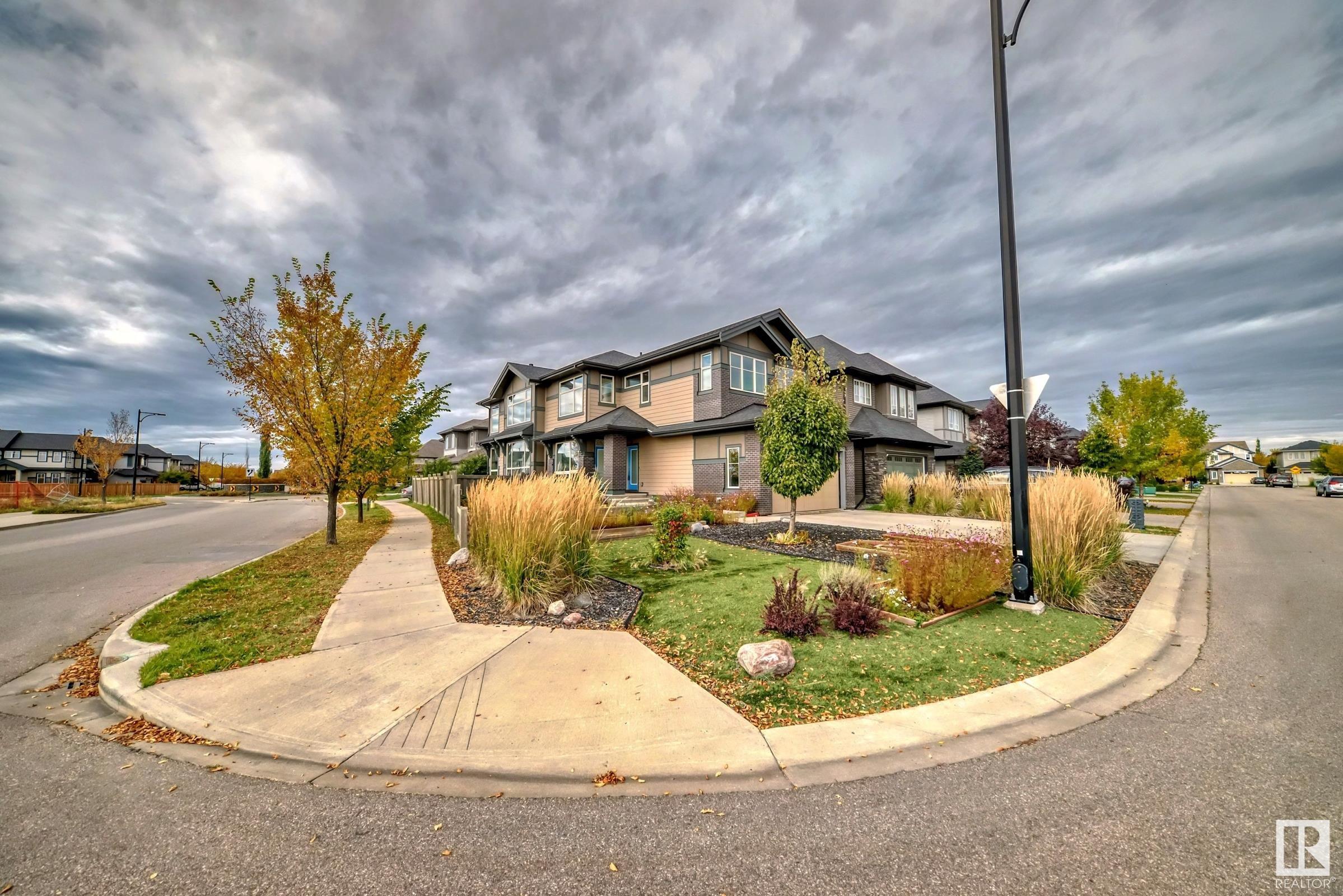      3104 ALLAN LANDING LD SW , Edmonton,  ,T6W 2R7 ;  Listing Number: MLS E4416150