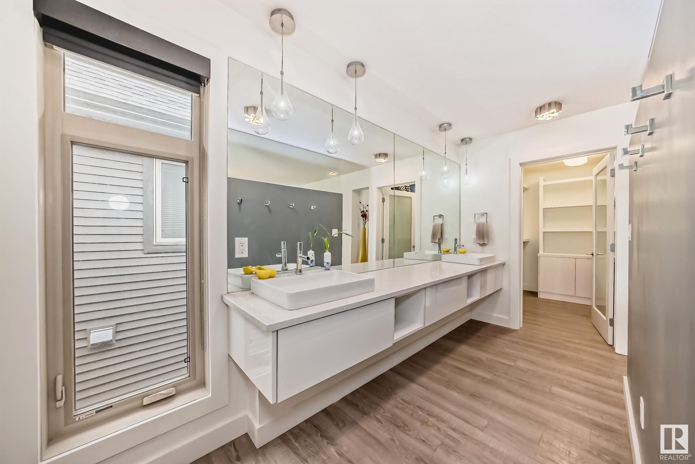      3104 ALLAN LANDING LD SW , Edmonton,  ,T6W 2R7 ;  Listing Number: MLS E4416150