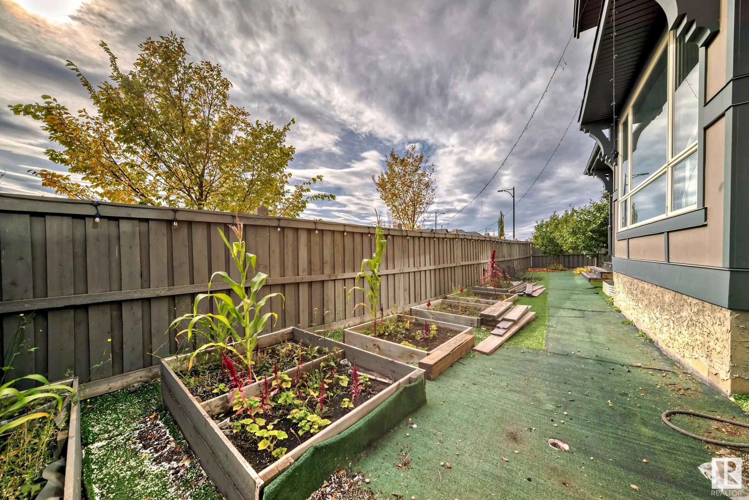      3104 ALLAN LANDING LD SW , Edmonton,  ,T6W 2R7 ;  Listing Number: MLS E4416150