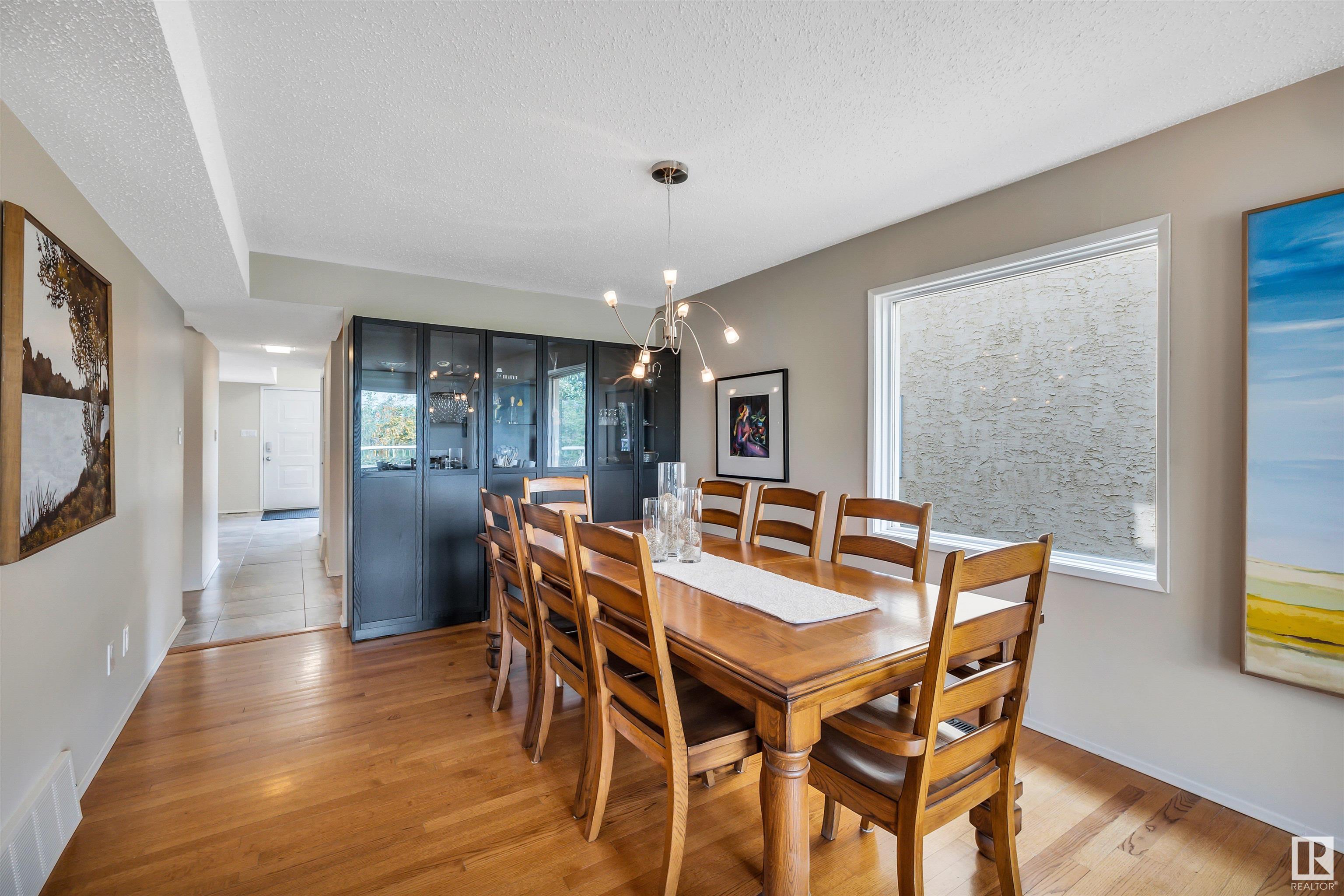      8212 Rowland RD NW , Edmonton,  ,T6A 3W9 ;  Listing Number: MLS E4416170
